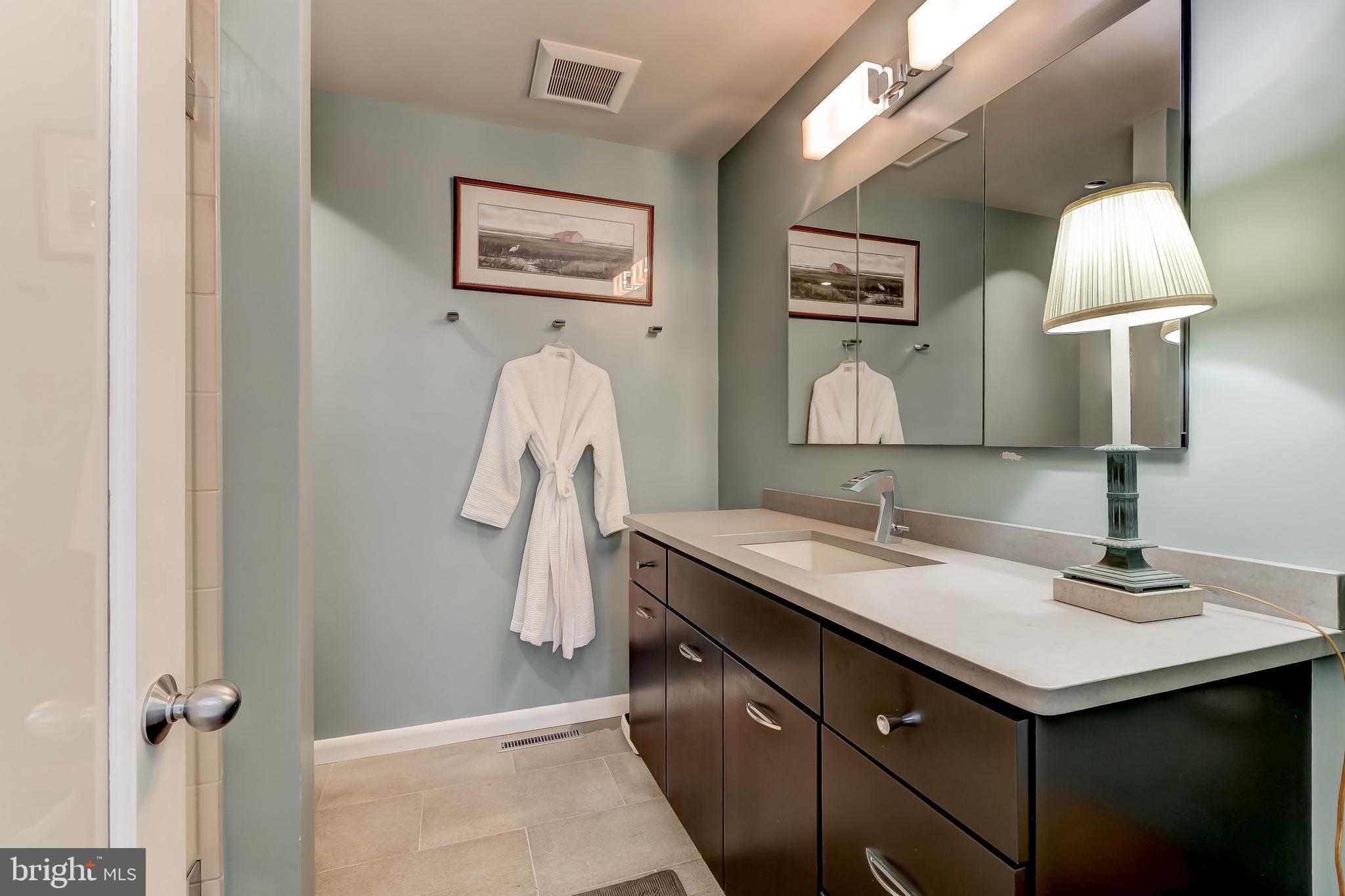 NORTH ROLAND PARK - Residential