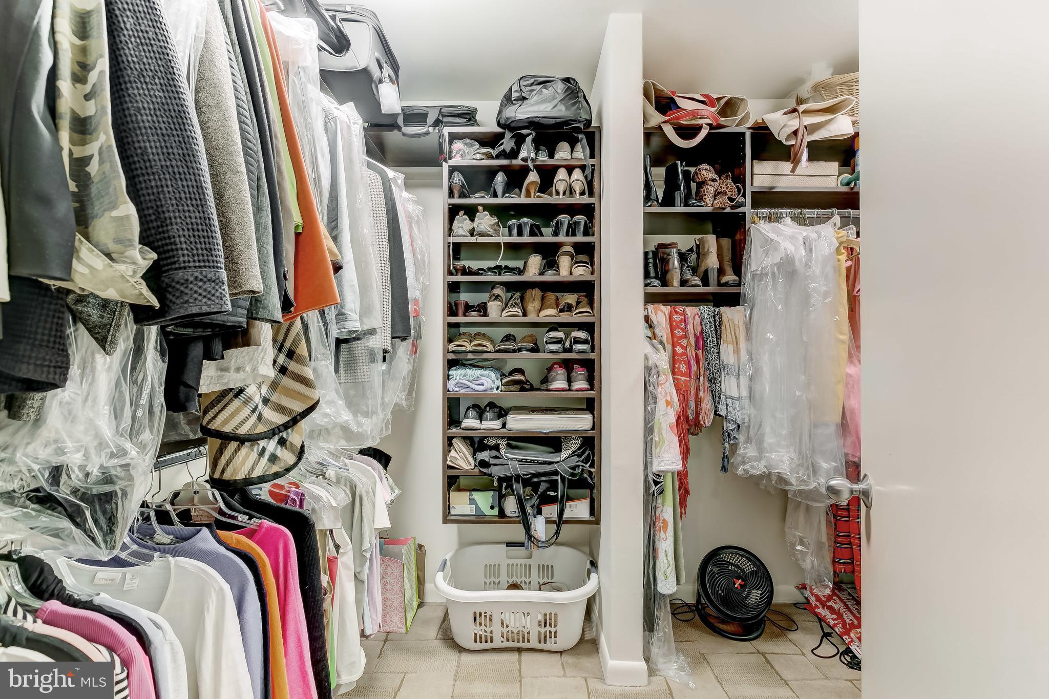 NORTH ROLAND PARK - Residential