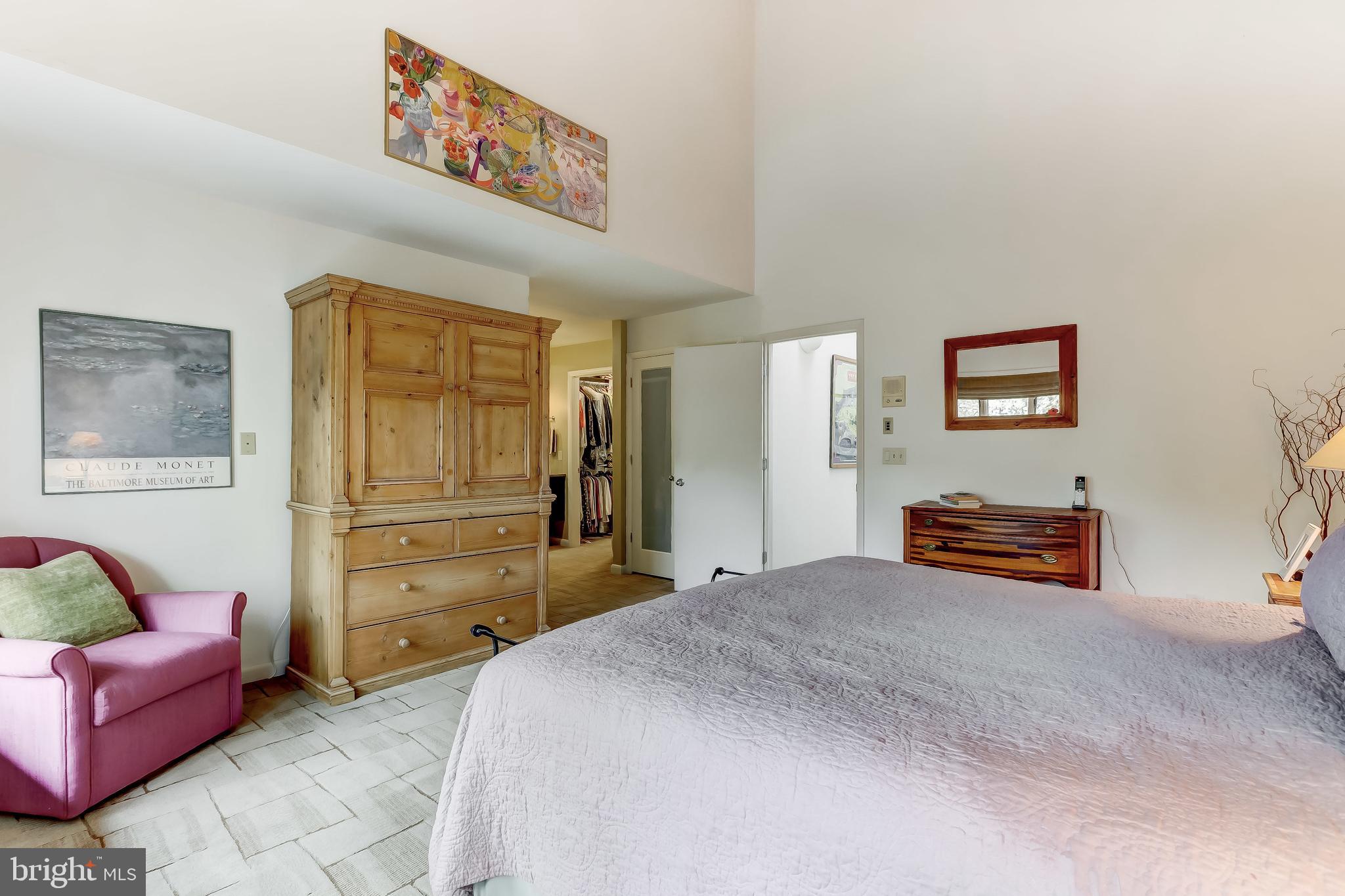 NORTH ROLAND PARK - Residential