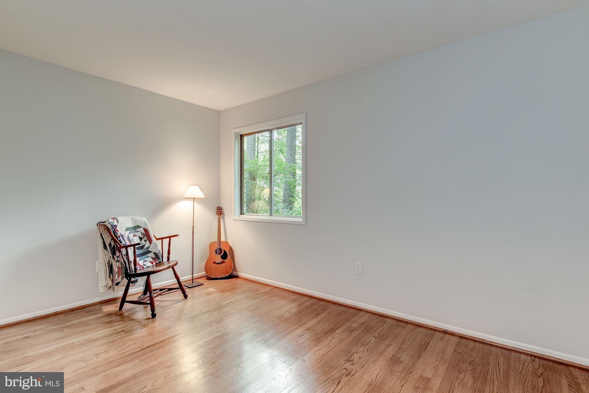 LAKE BRADDOCK - Residential