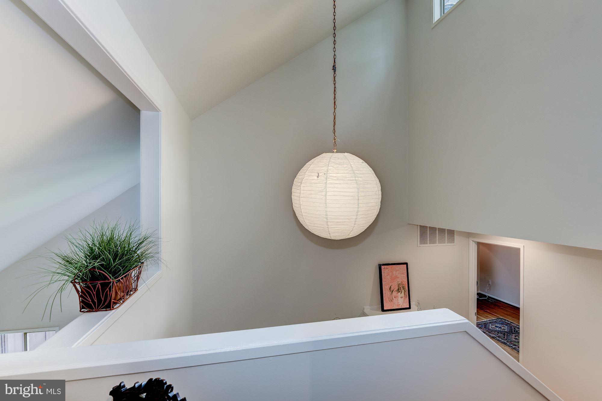 LAKE BRADDOCK - Residential