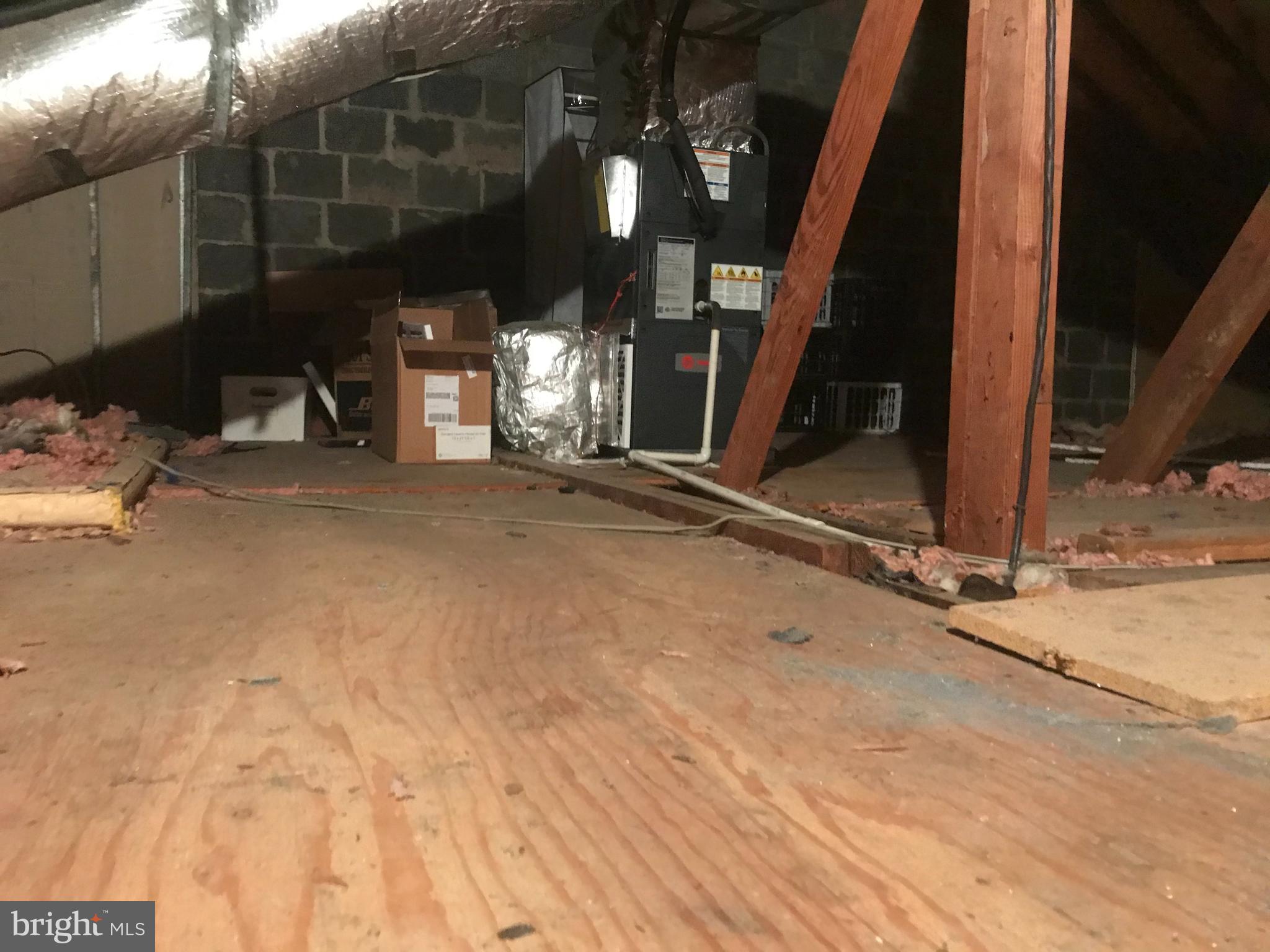 FAIRLINGTON MEADOWS - Residential Lease