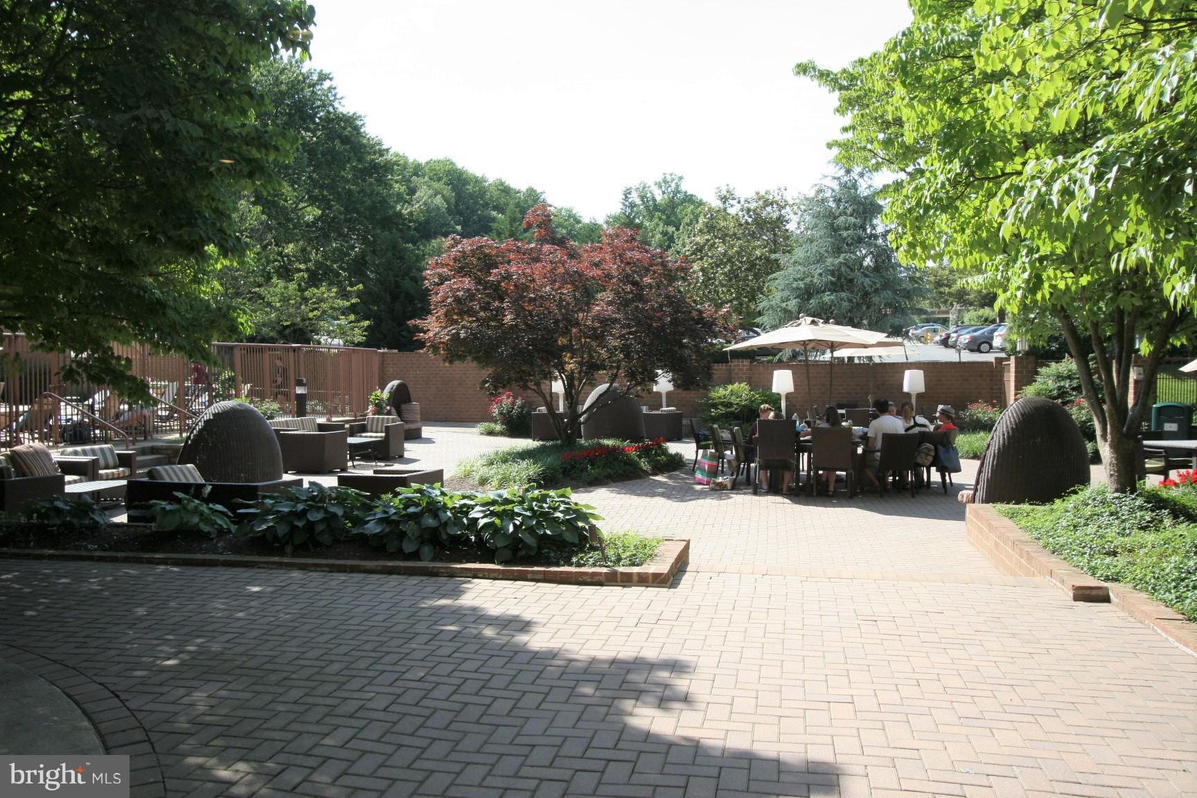 GROSVENOR PARK - Residential