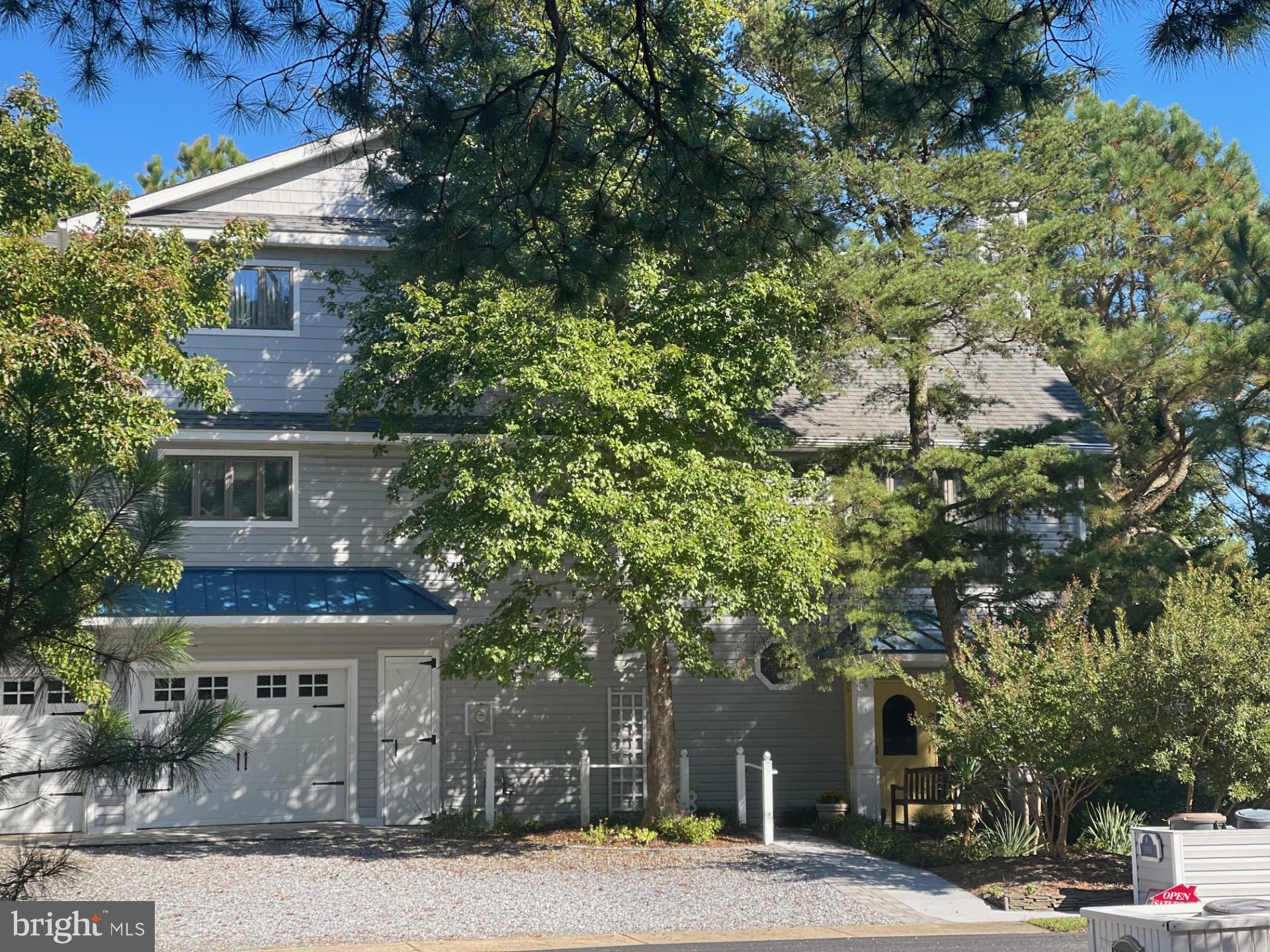 BAYBERRY DUNES - Residential