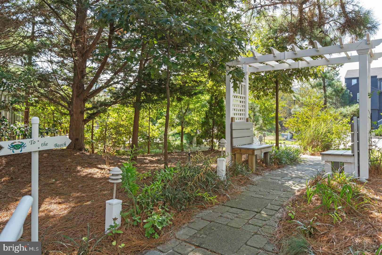 BAYBERRY DUNES - Residential