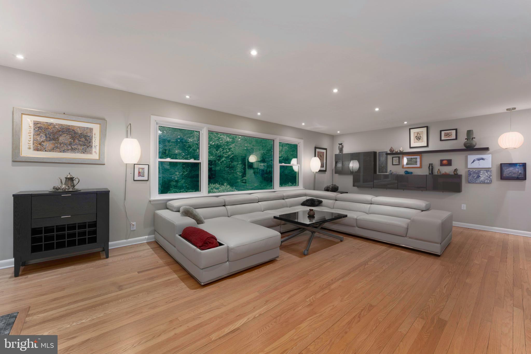 3152 HOLMES RUN ROAD
