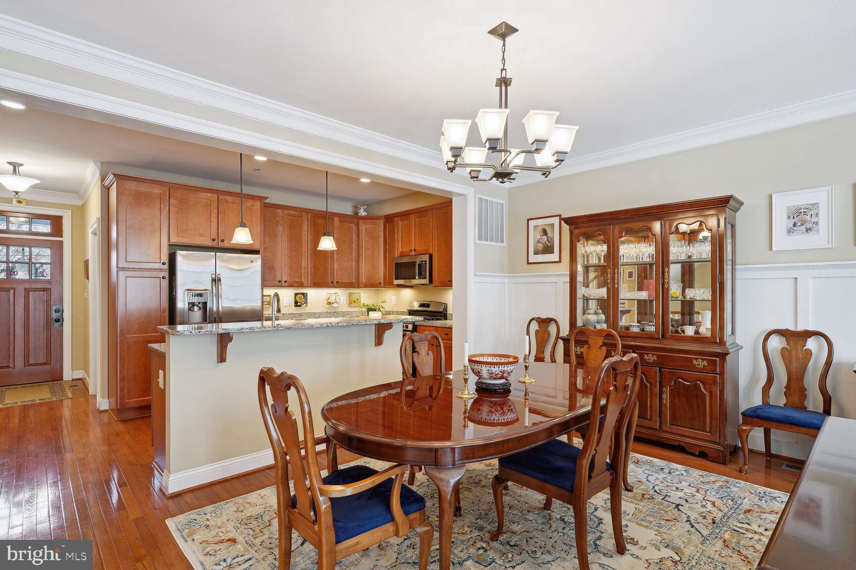 WOODSIDE - Residential