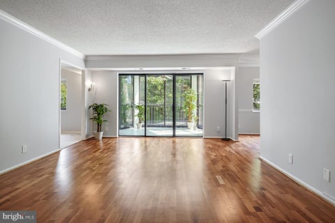 Photo of 5901 Mount Eagle Drive #108, ALEXANDRIA, VA 22303 (MLS # VAFX2335372)