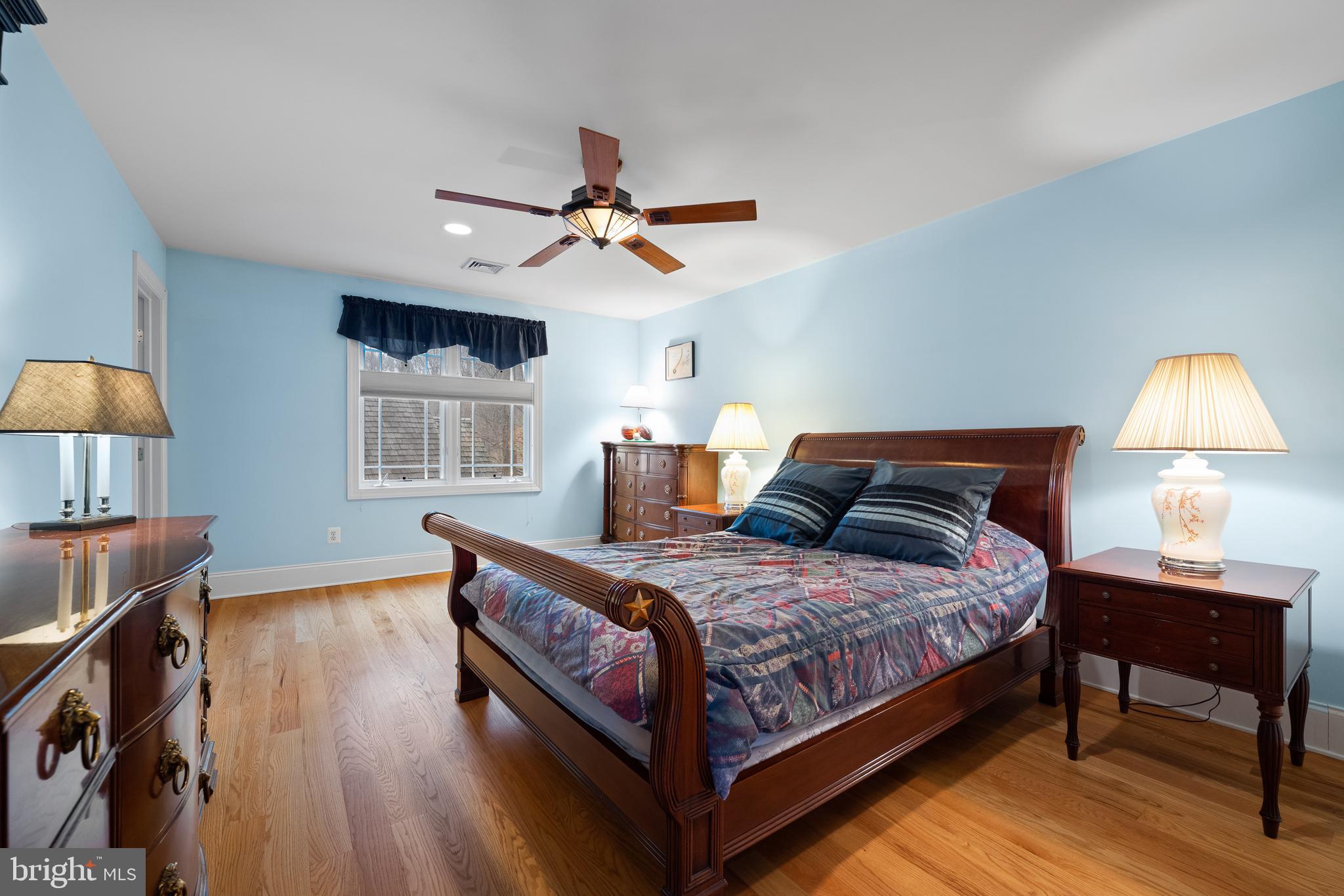 NORTHWOOD - Residential