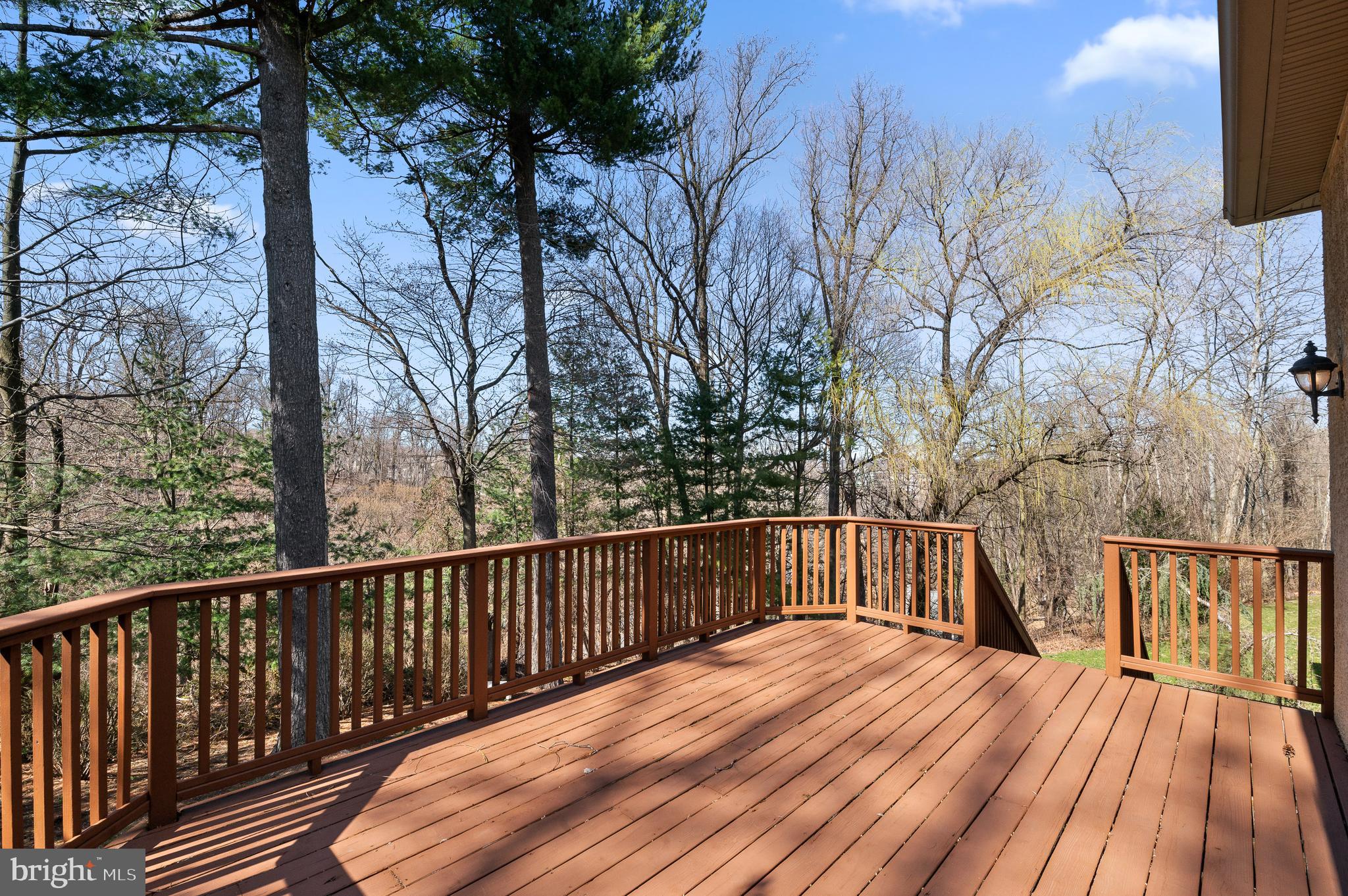 NORTHWOOD - Residential