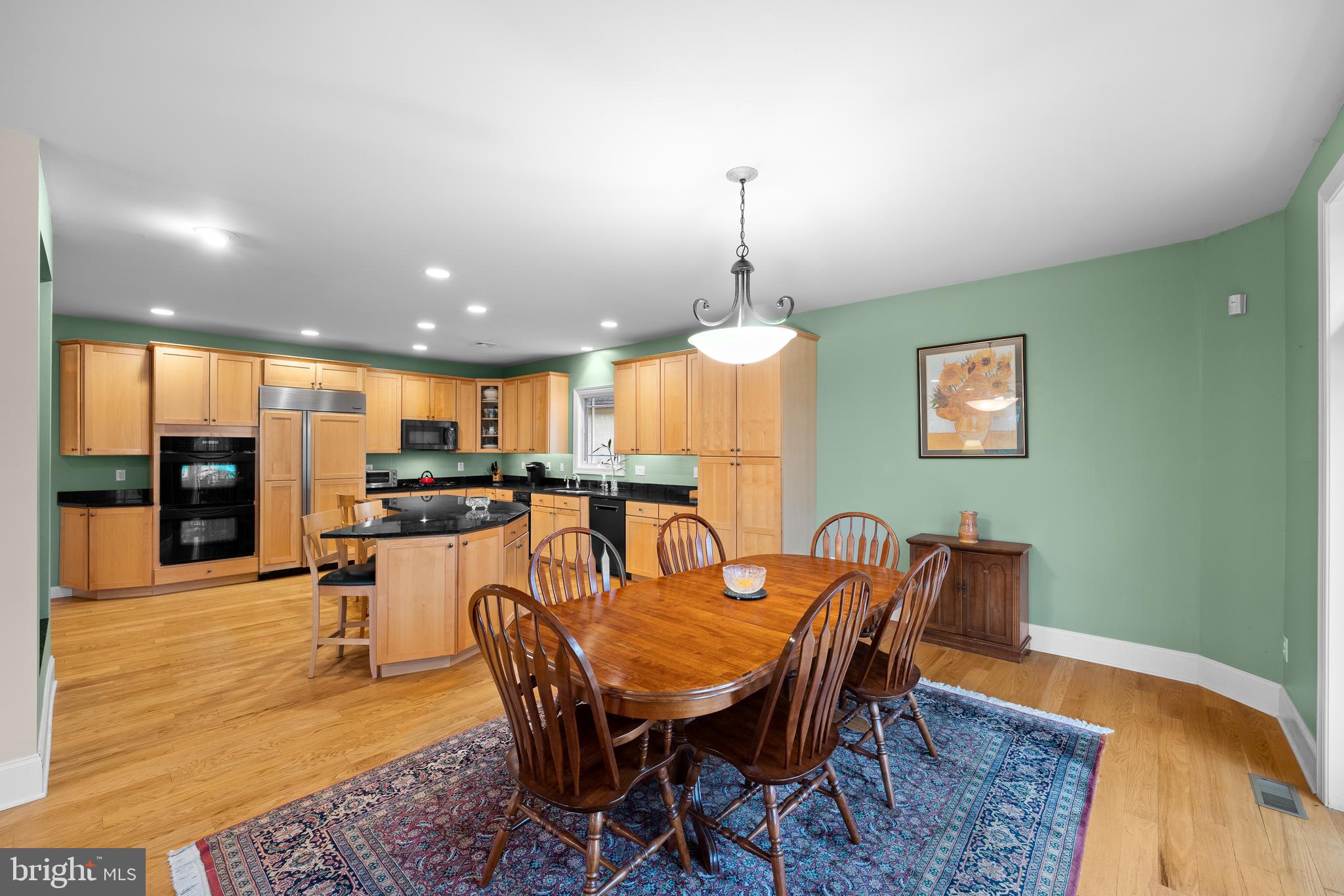 NORTHWOOD - Residential