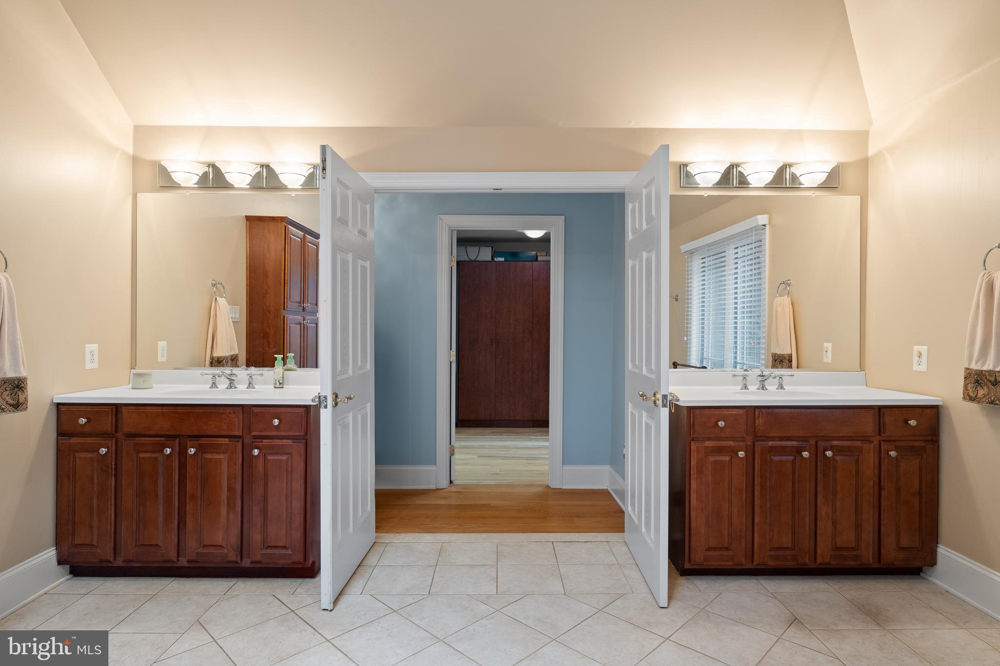 NORTHWOOD - Residential