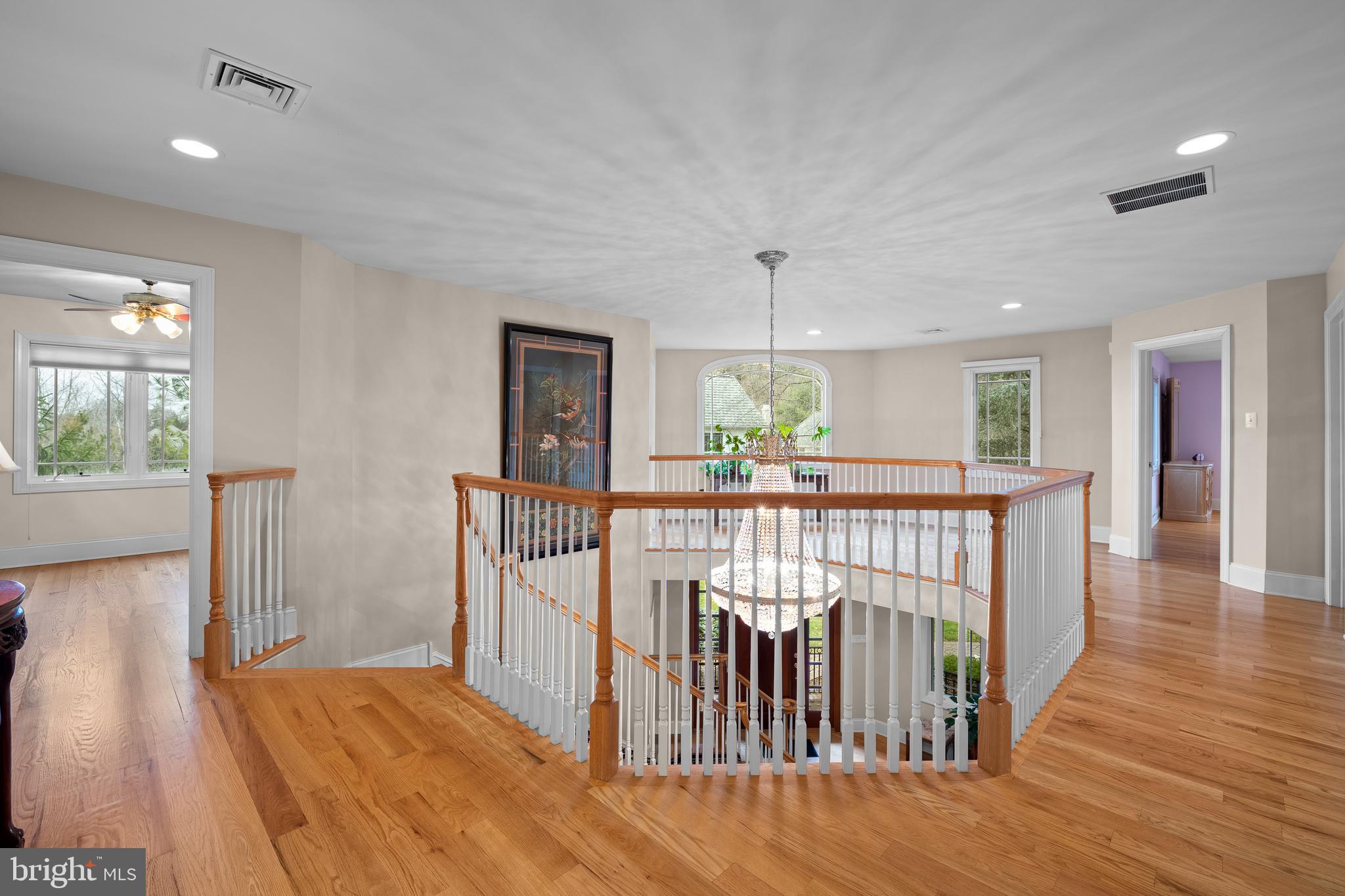 NORTHWOOD - Residential