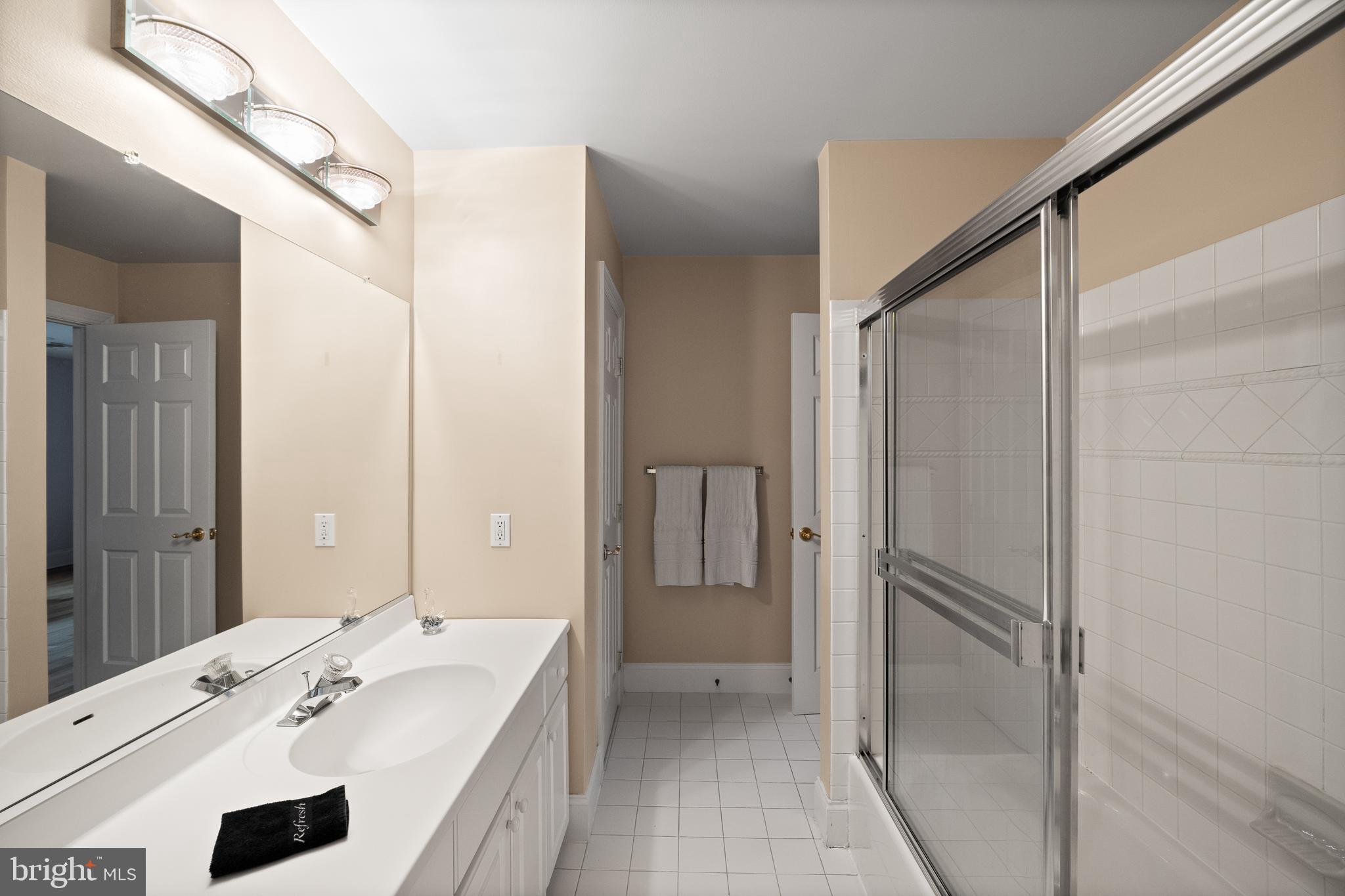 NORTHWOOD - Residential