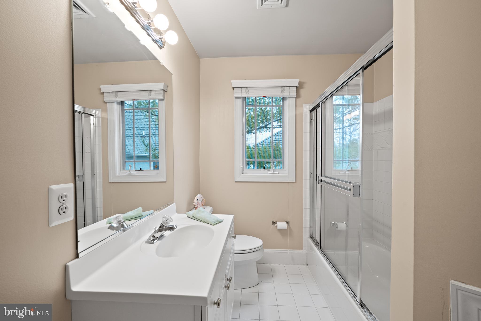 NORTHWOOD - Residential