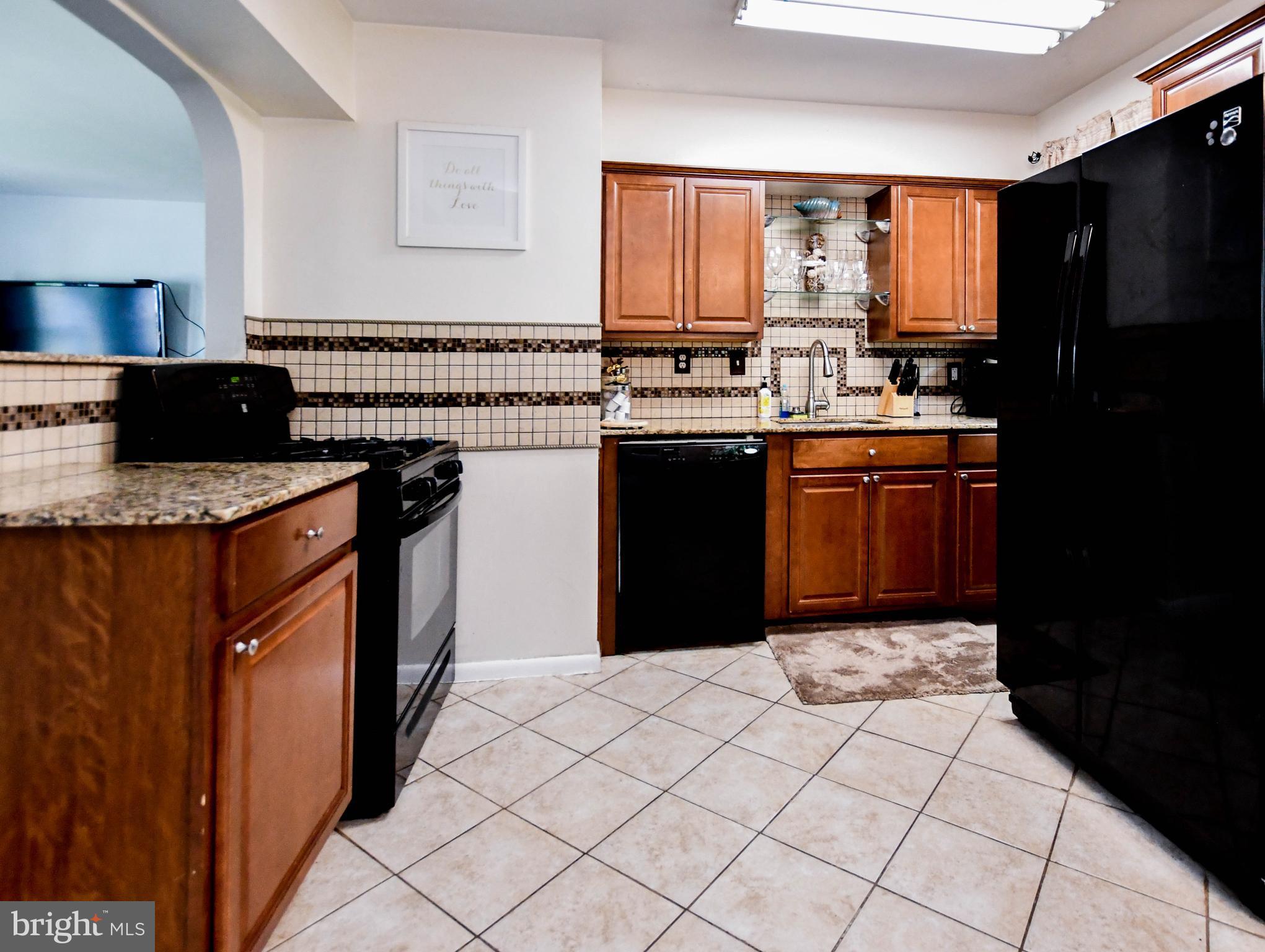 NEW CARROLLTON - Residential