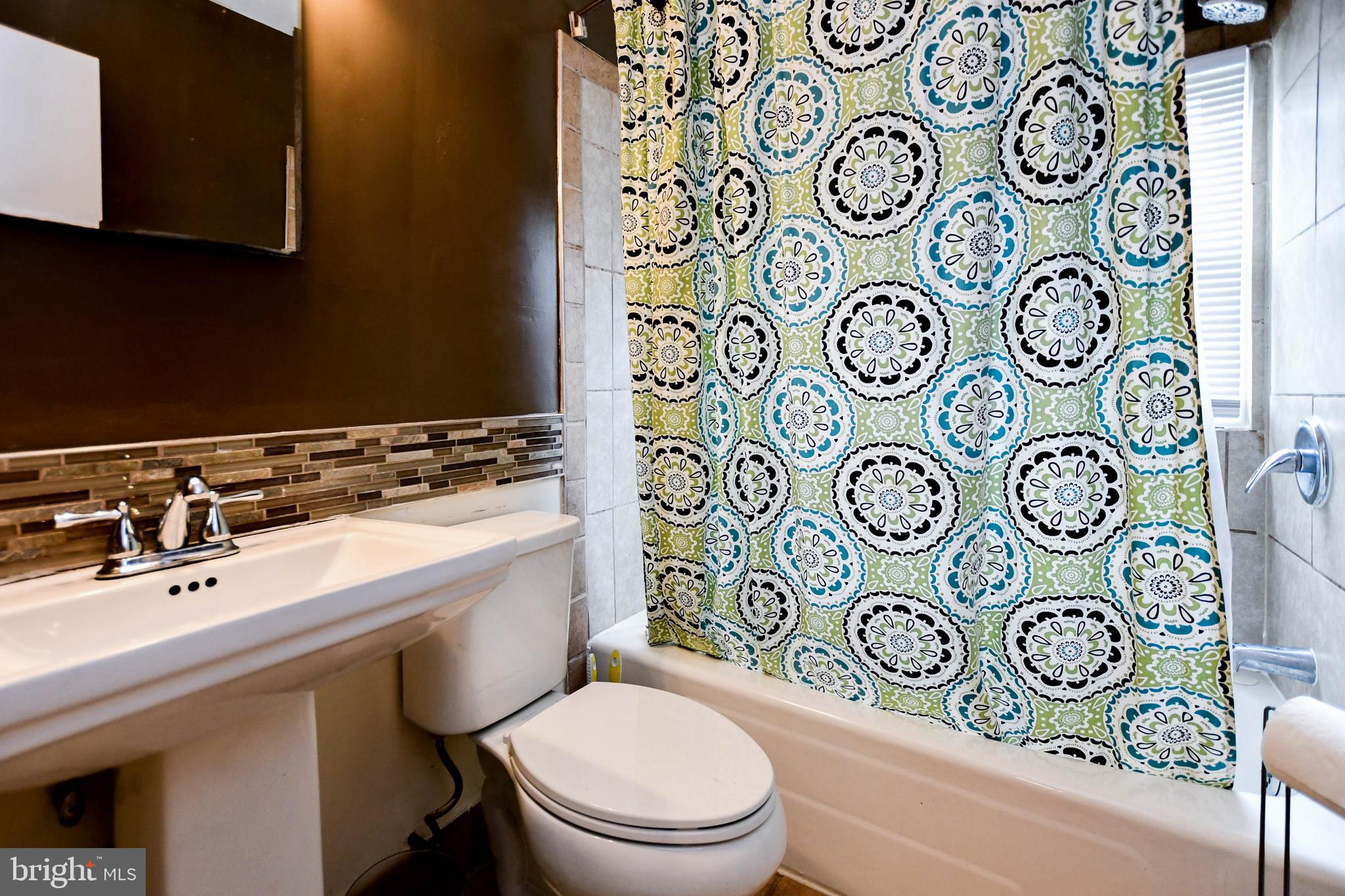 NEW CARROLLTON - Residential