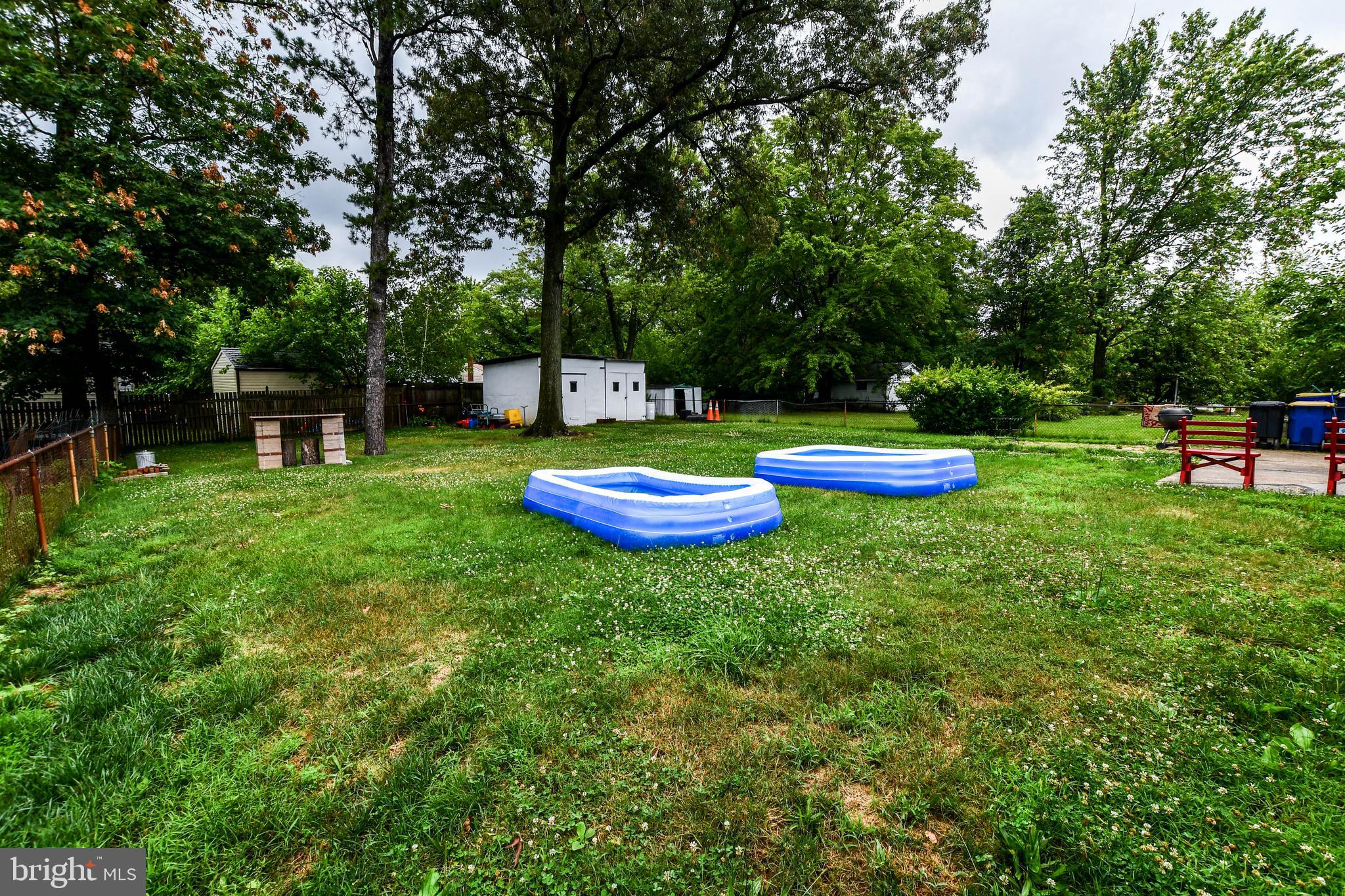 NEW CARROLLTON - Residential