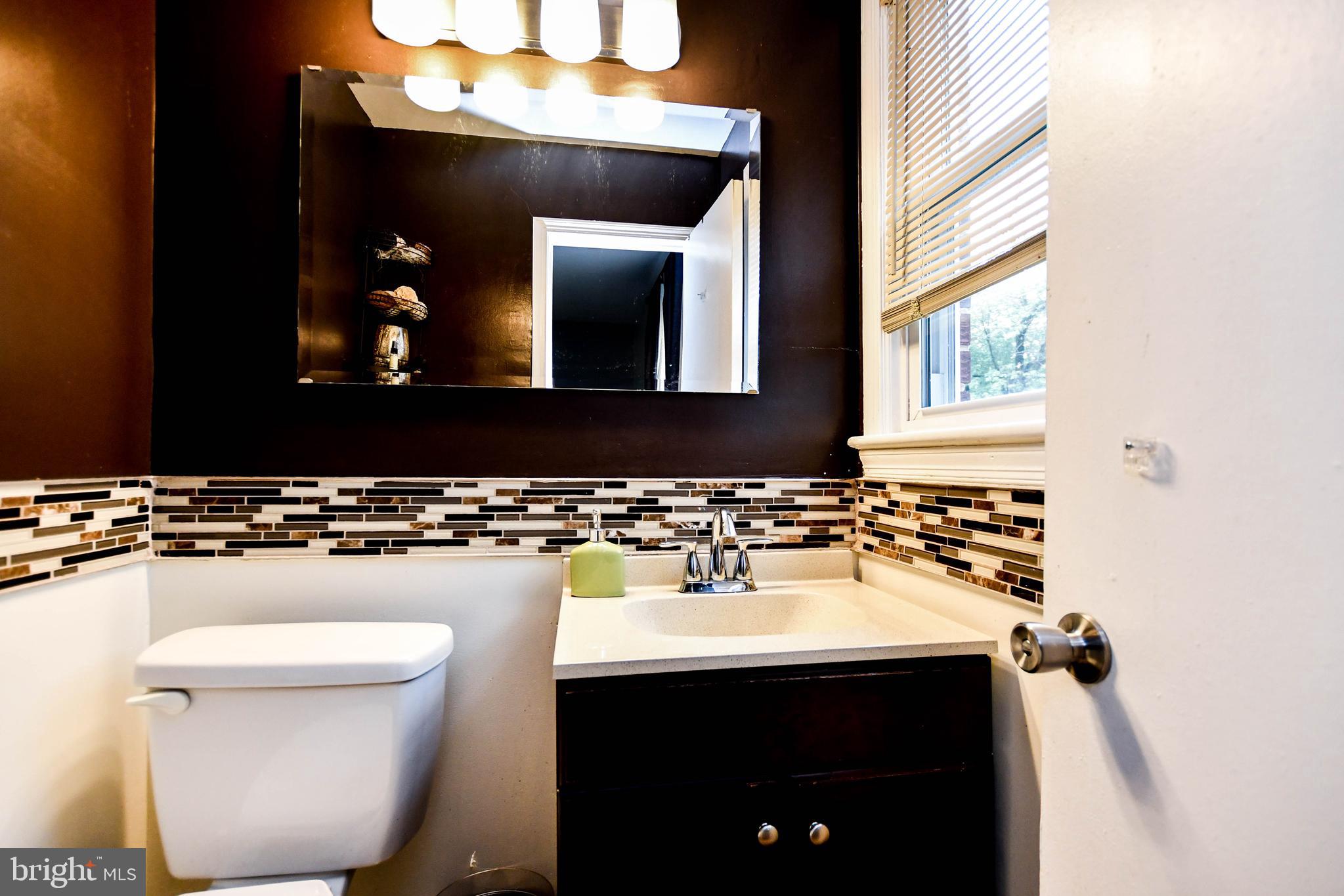 NEW CARROLLTON - Residential