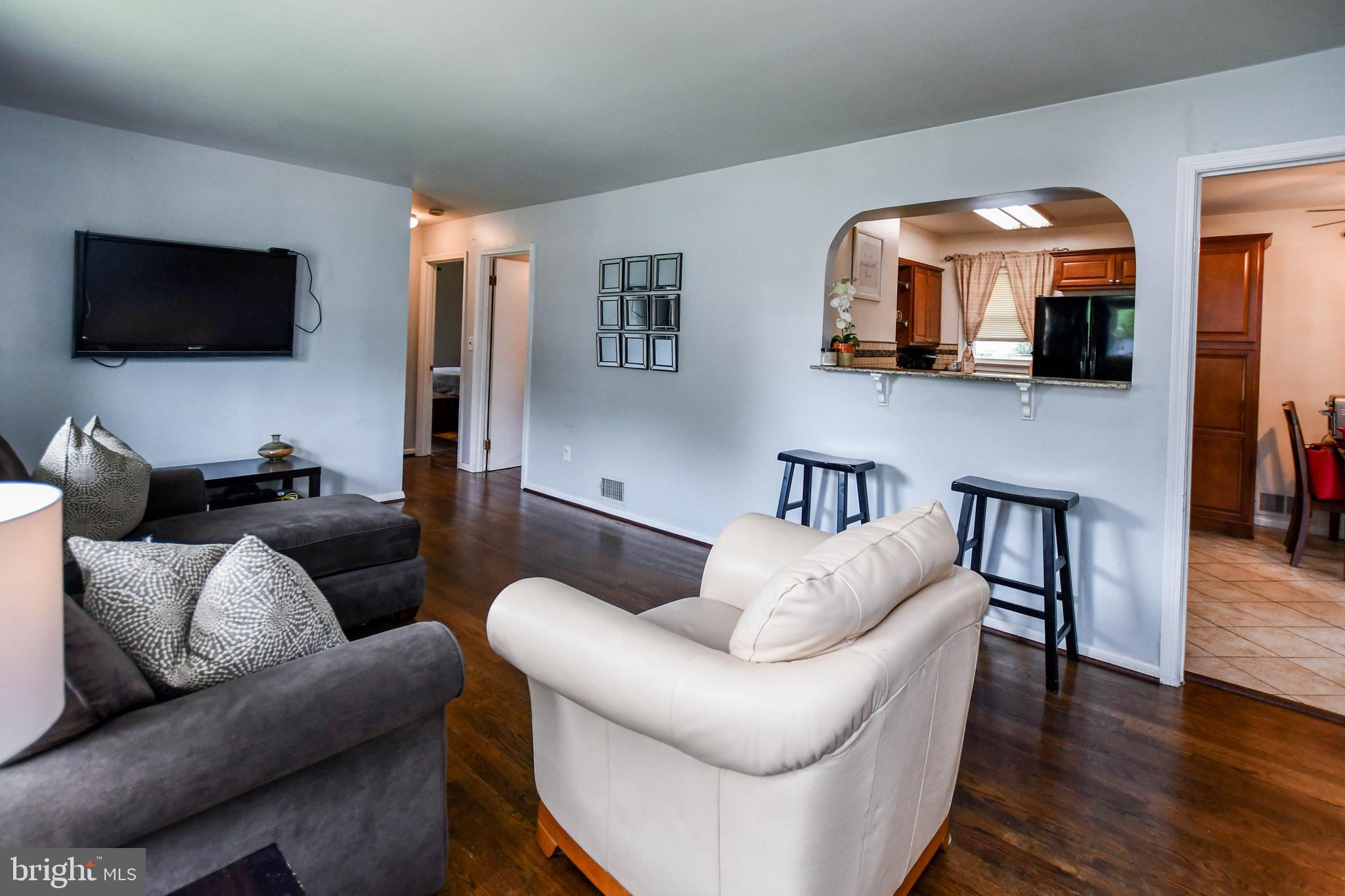 NEW CARROLLTON - Residential