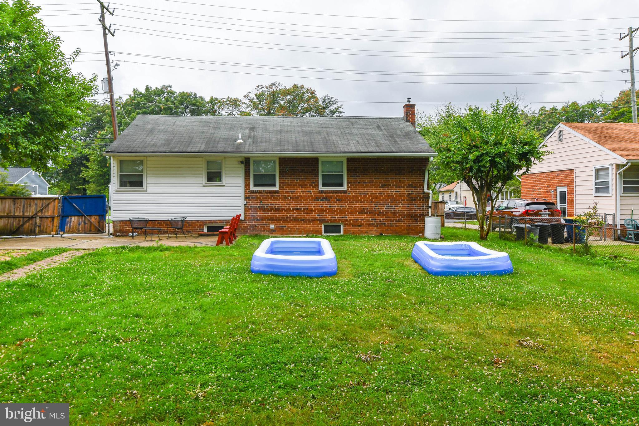 NEW CARROLLTON - Residential