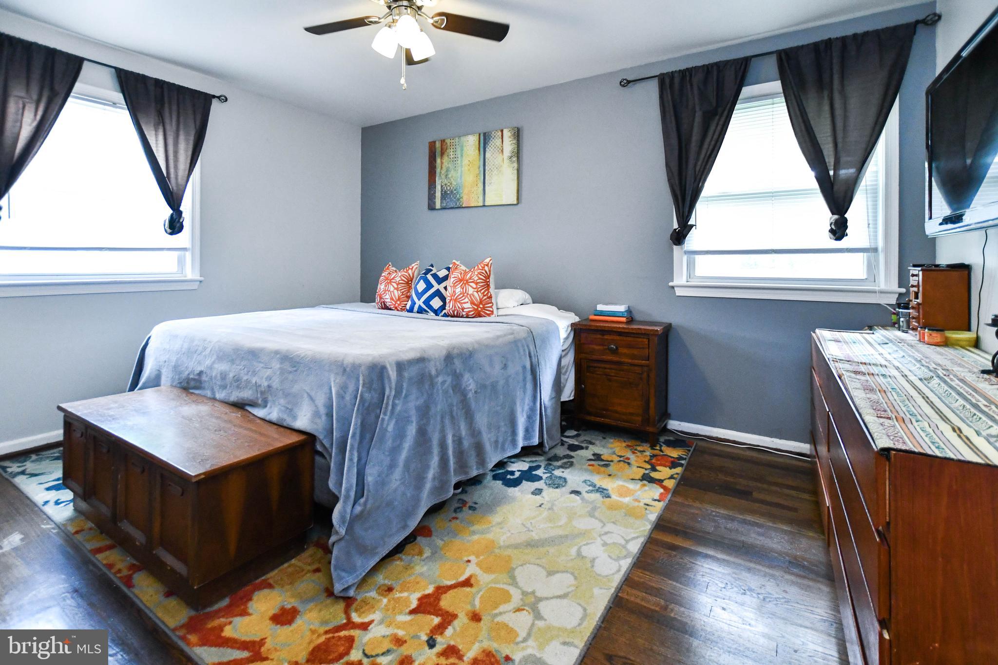 NEW CARROLLTON - Residential