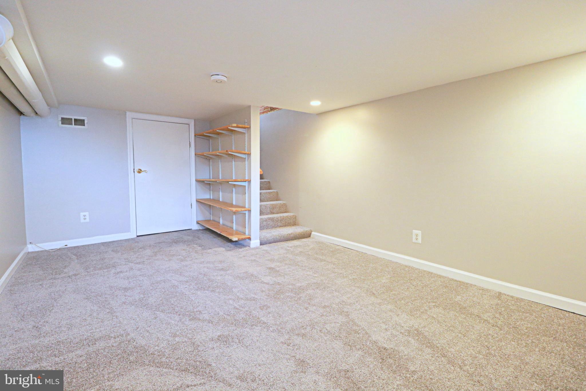 WASHINGTON VILLAGE - Residential