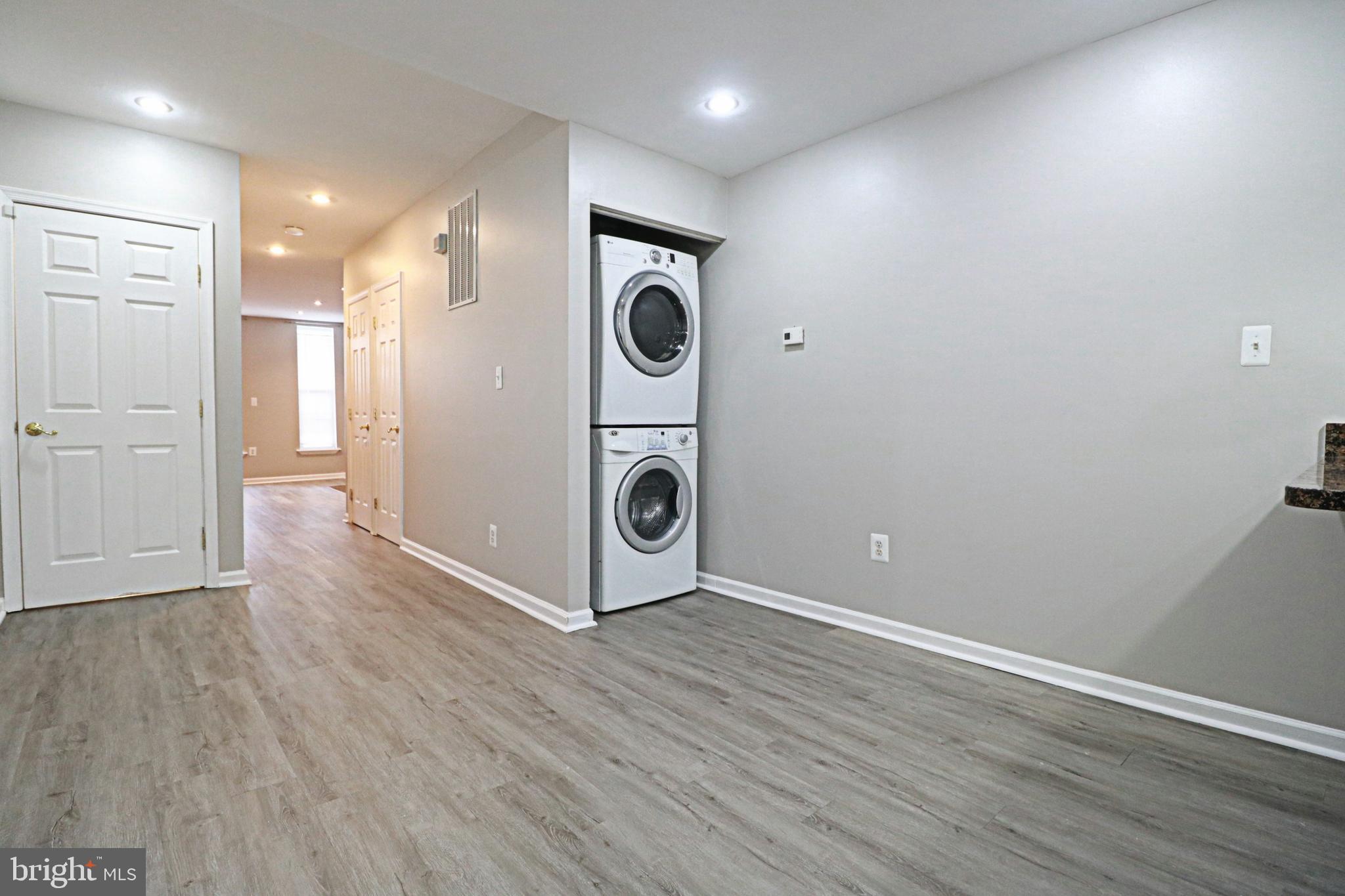 WASHINGTON VILLAGE - Residential