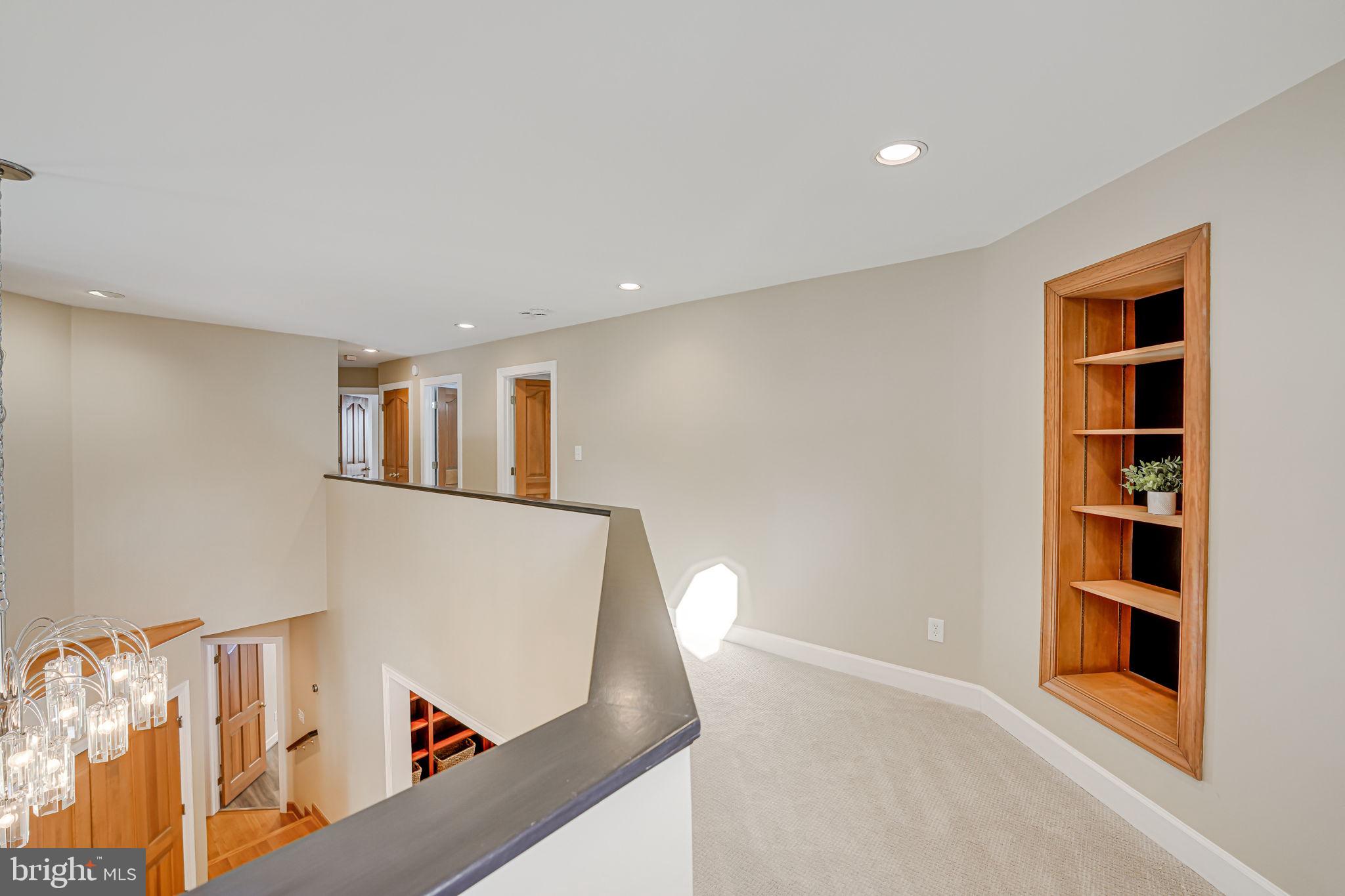 RAVENWOOD - Residential