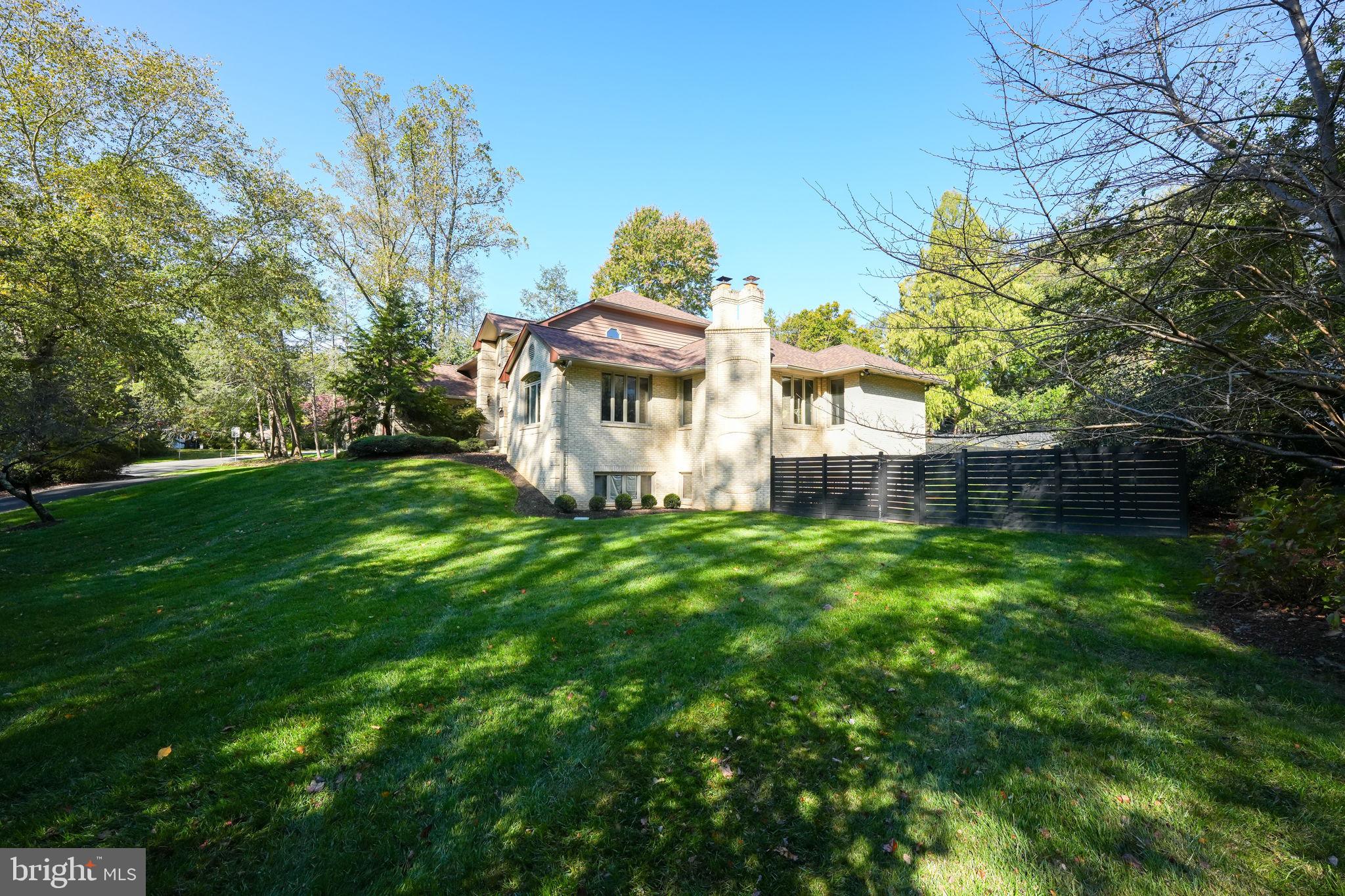 RAVENWOOD - Residential