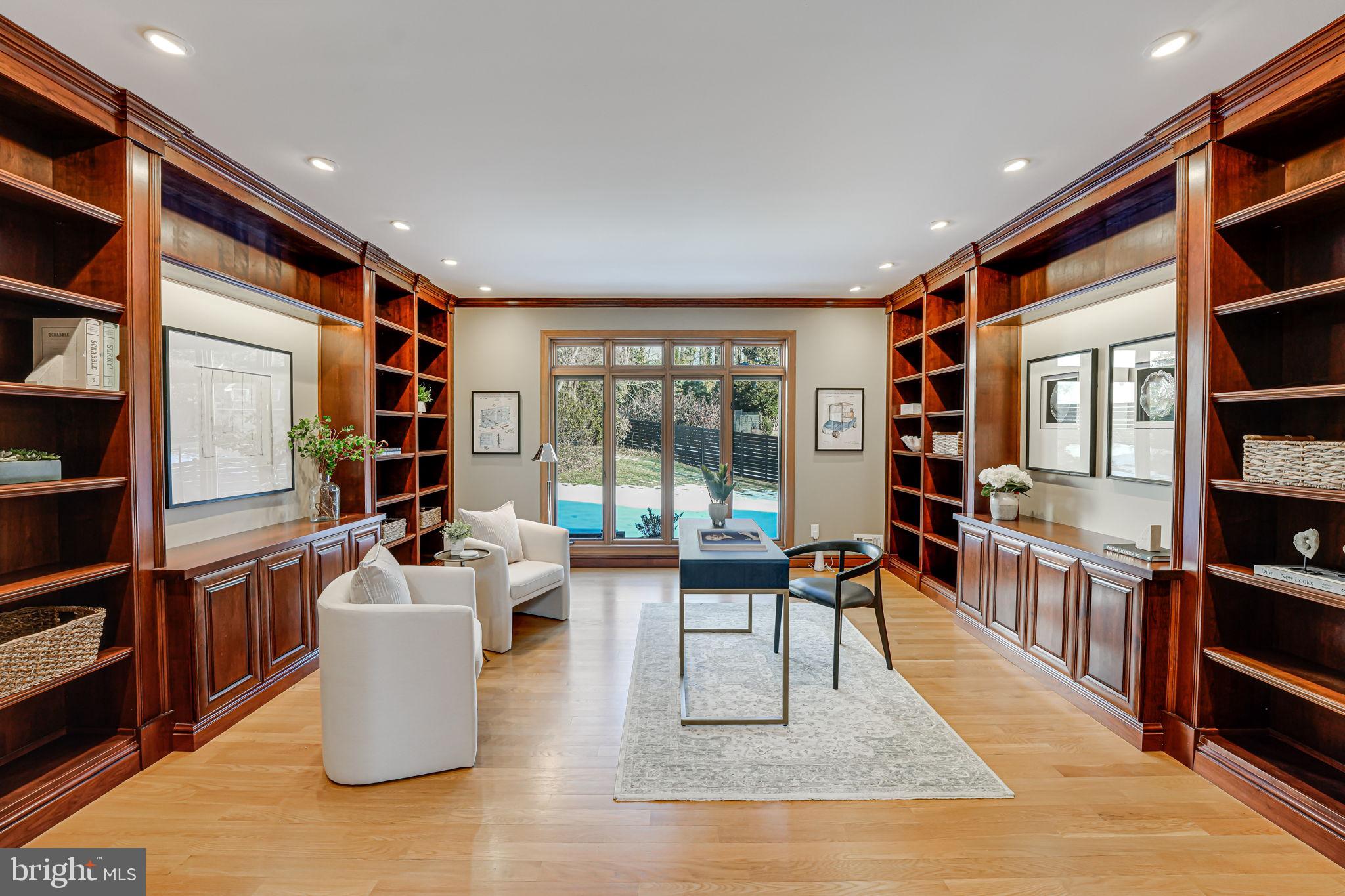 RAVENWOOD - Residential