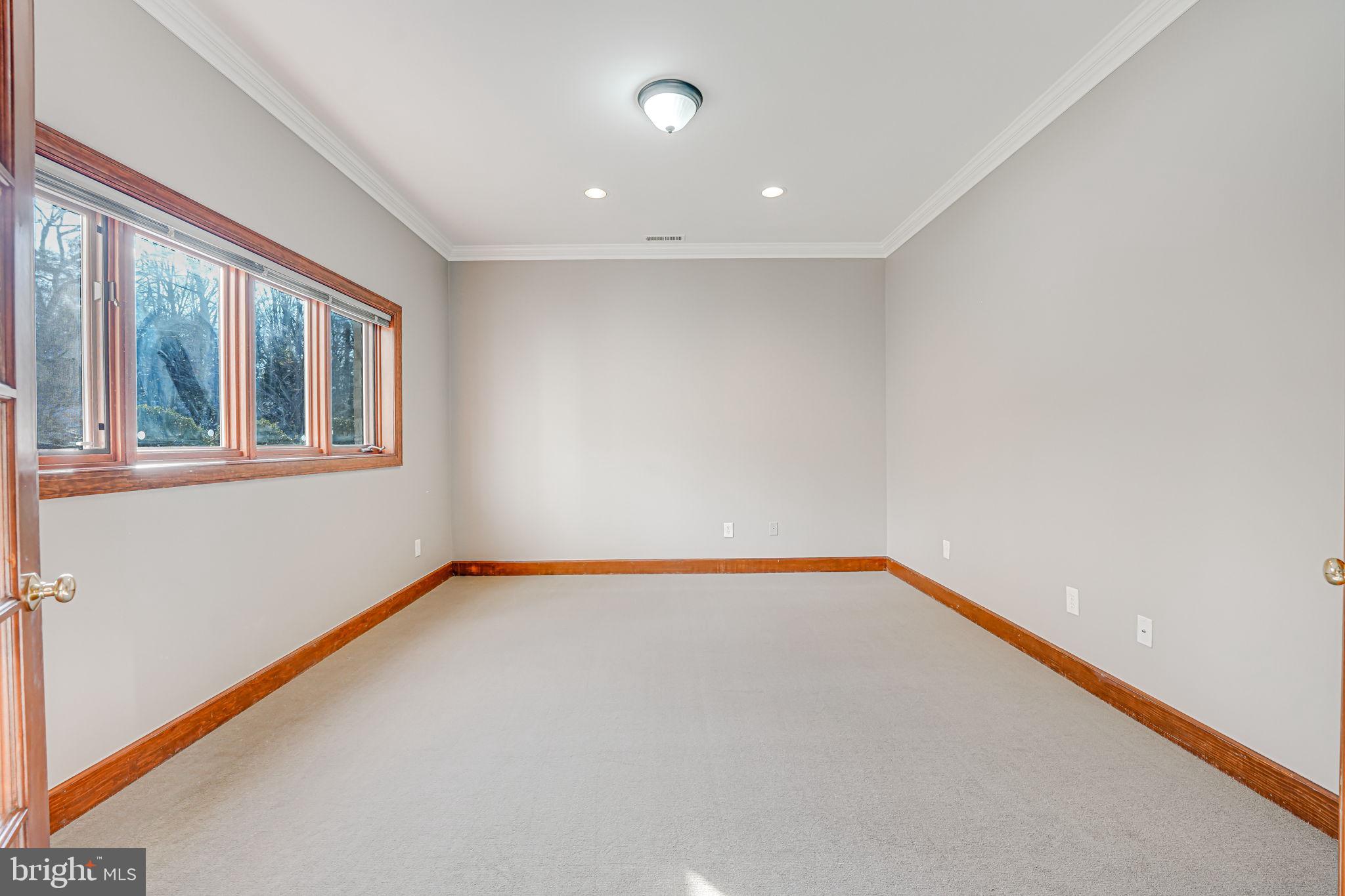 RAVENWOOD - Residential