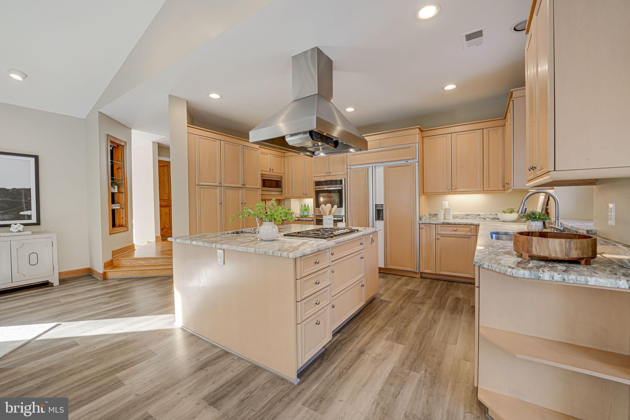 RAVENWOOD - Residential