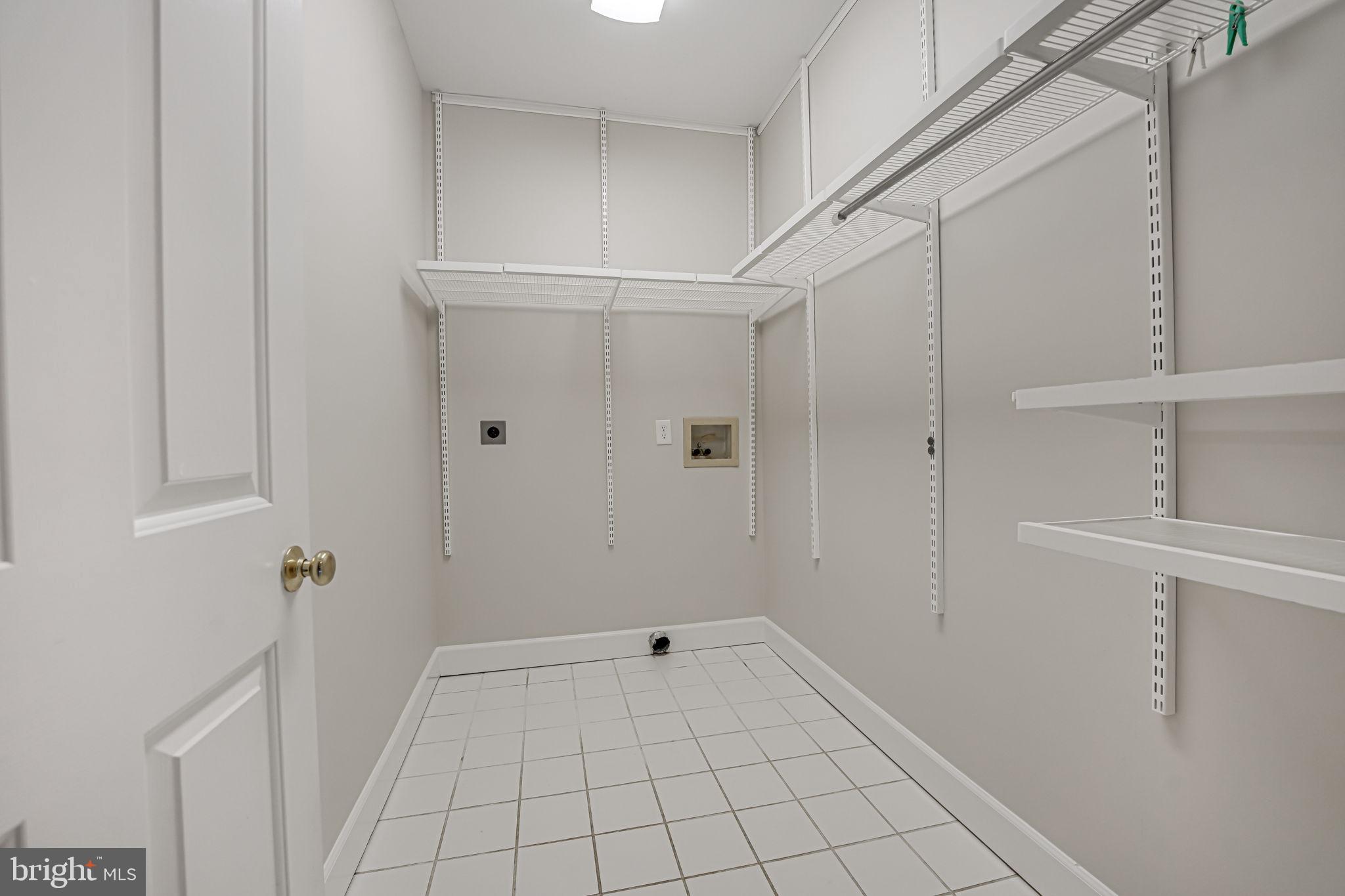 RAVENWOOD - Residential