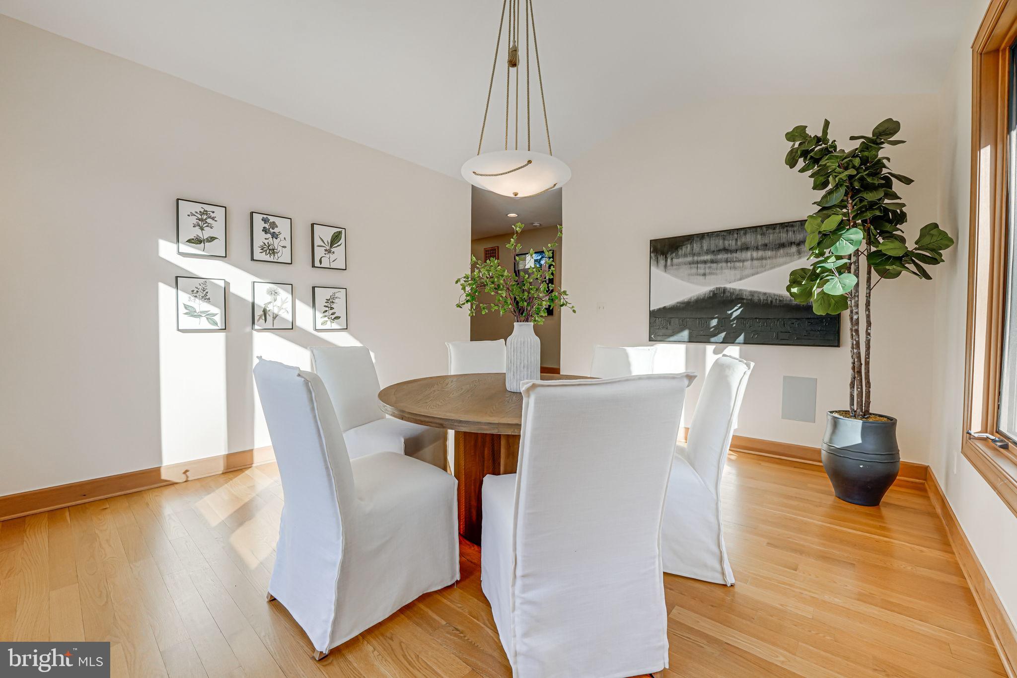 RAVENWOOD - Residential