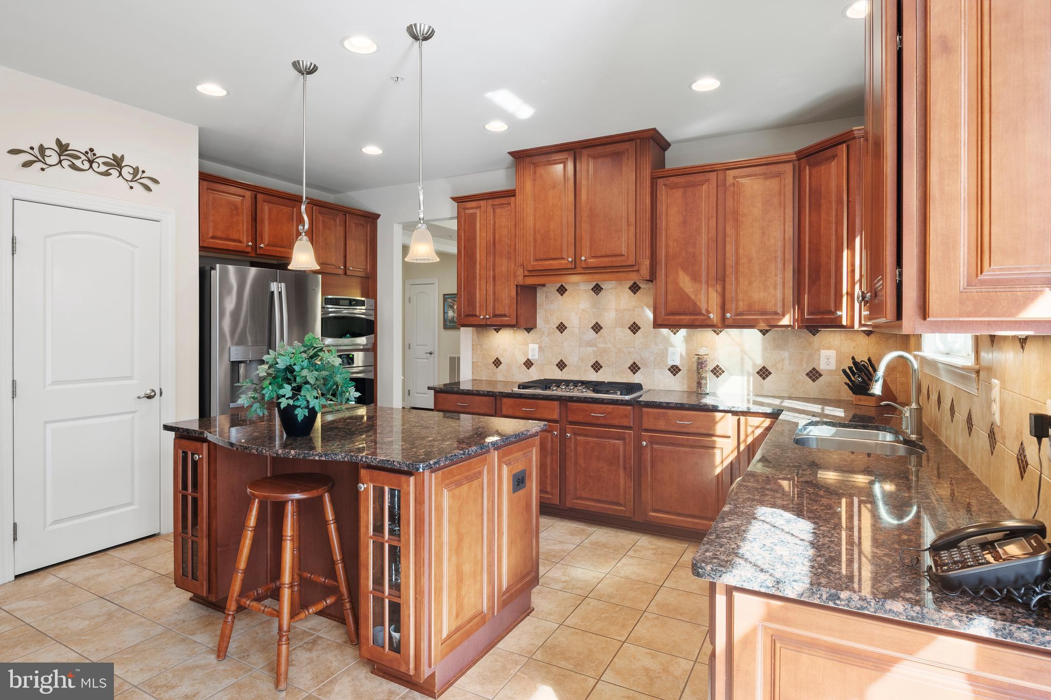 WAVERLY OVERLOOK - Residential