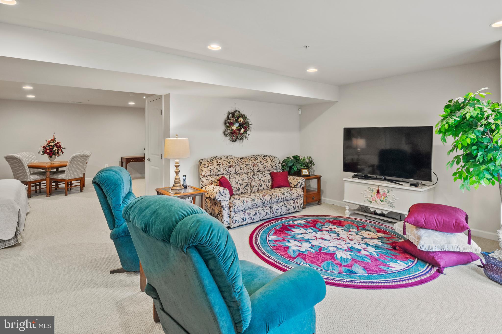 WAVERLY OVERLOOK - Residential