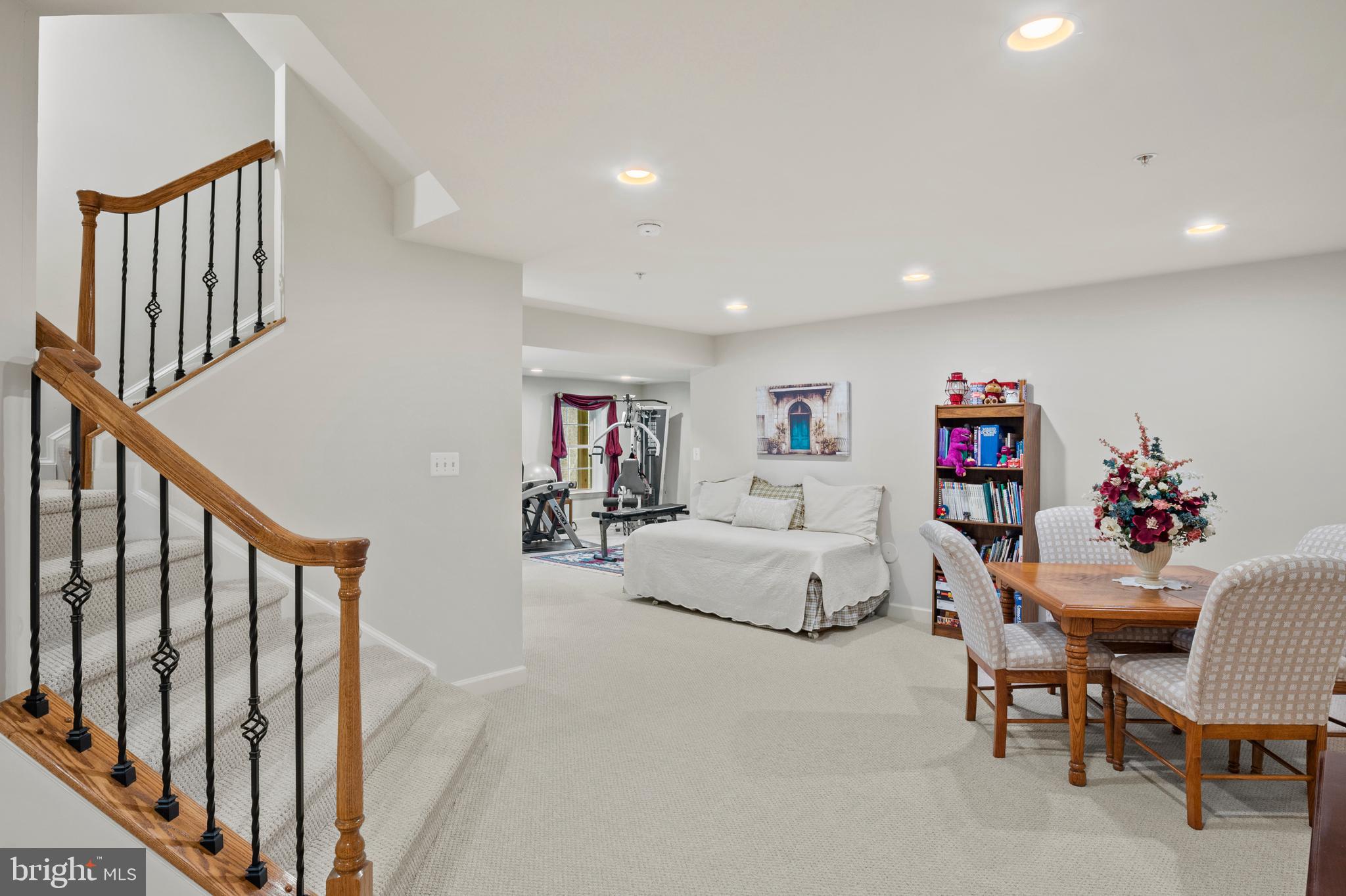 WAVERLY OVERLOOK - Residential