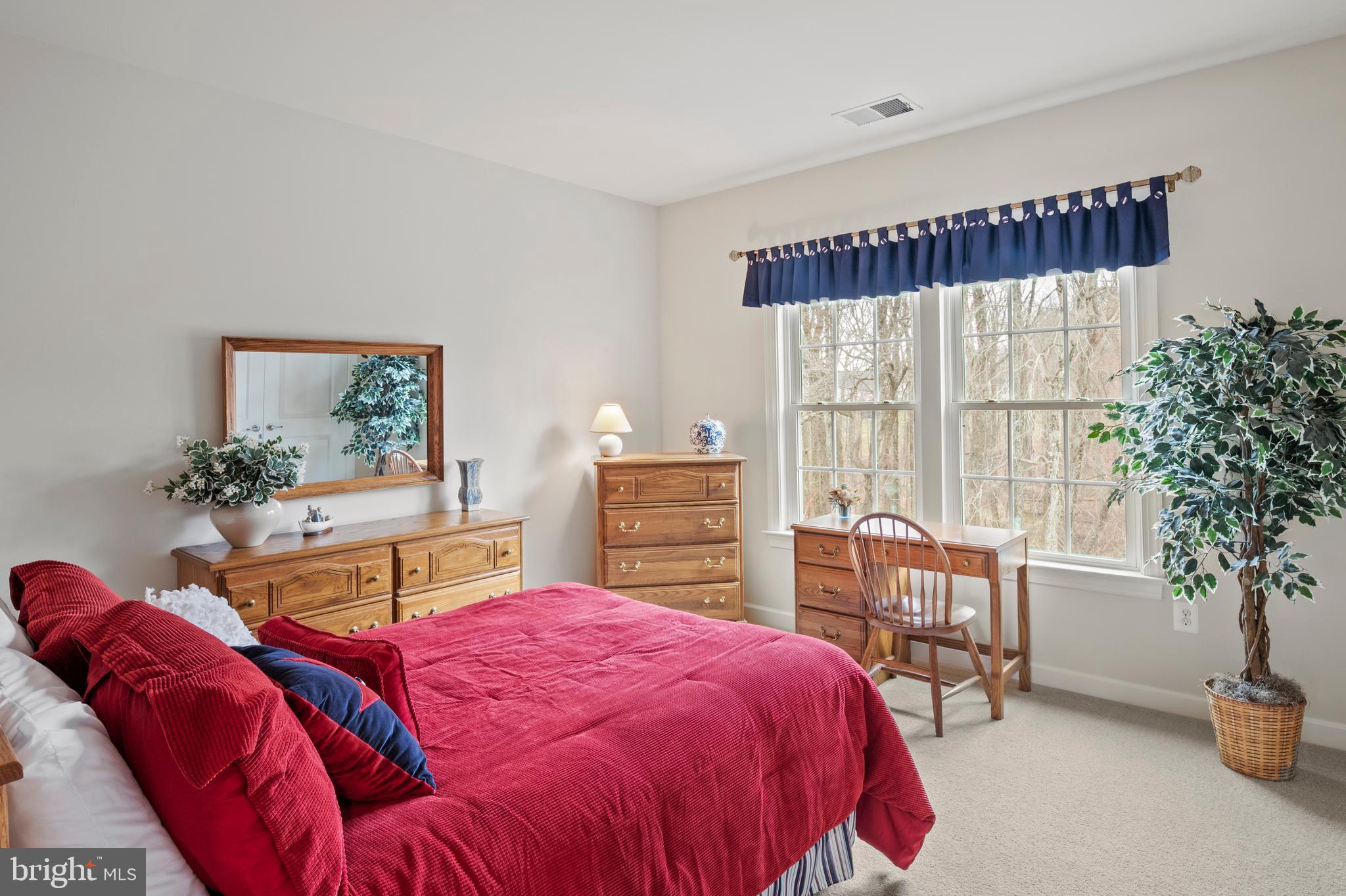 WAVERLY OVERLOOK - Residential