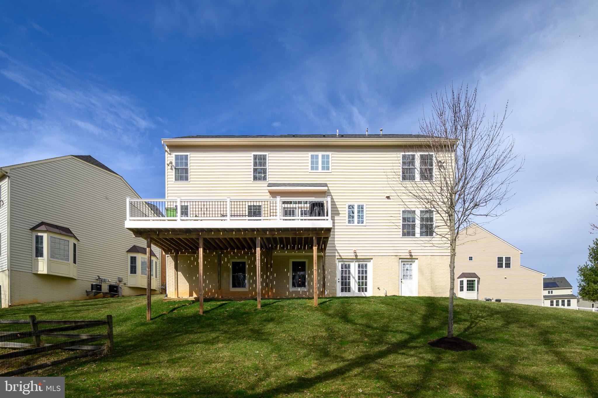WAVERLY OVERLOOK - Residential