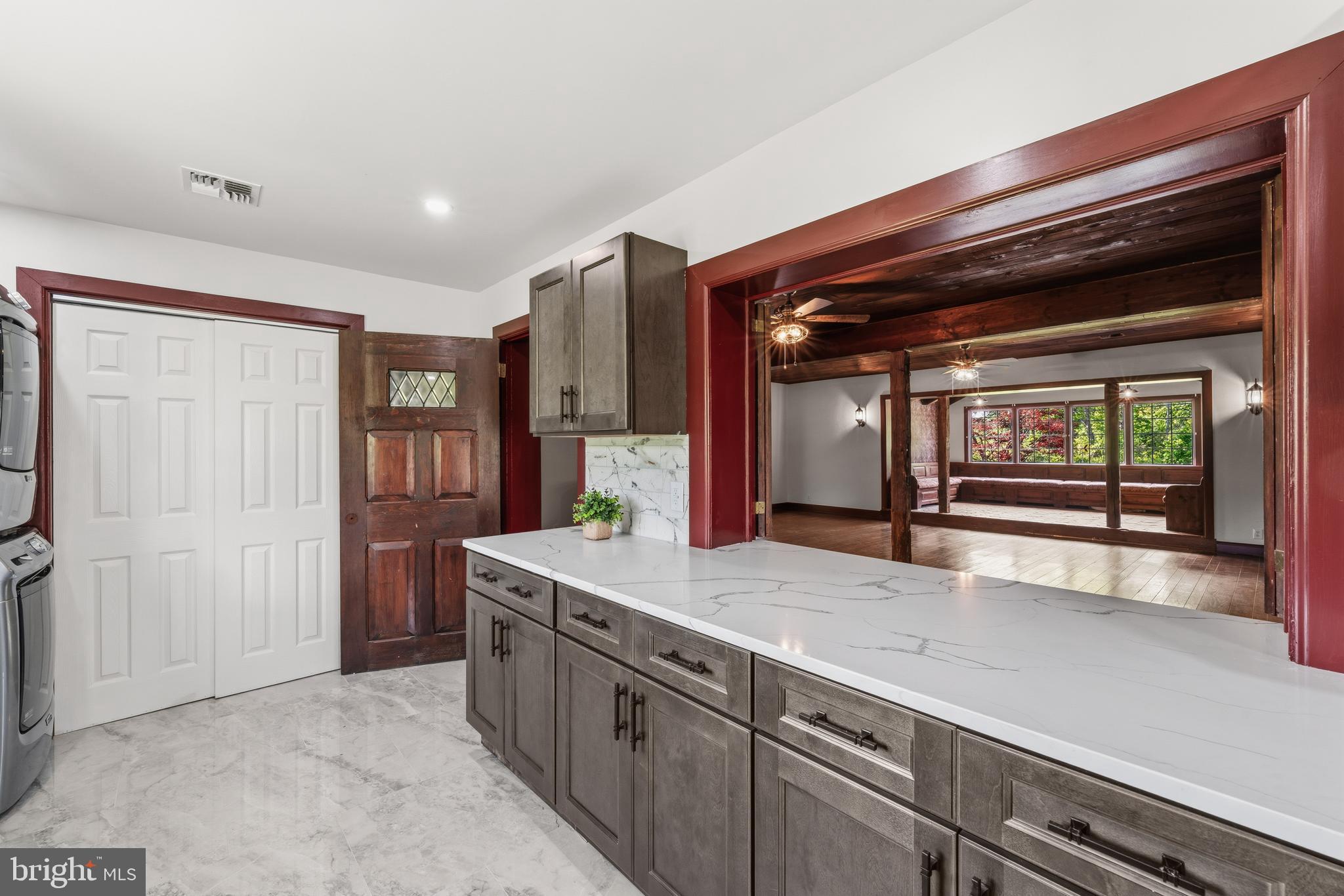 UPPER BLACK EDDY - Residential