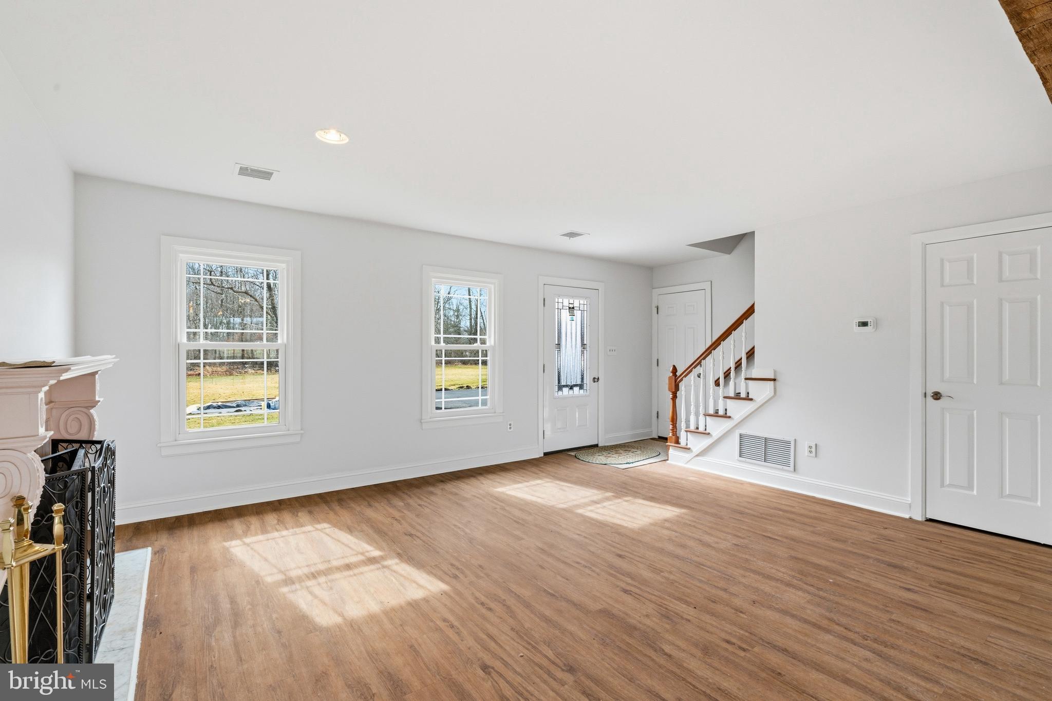 UPPER BLACK EDDY - Residential