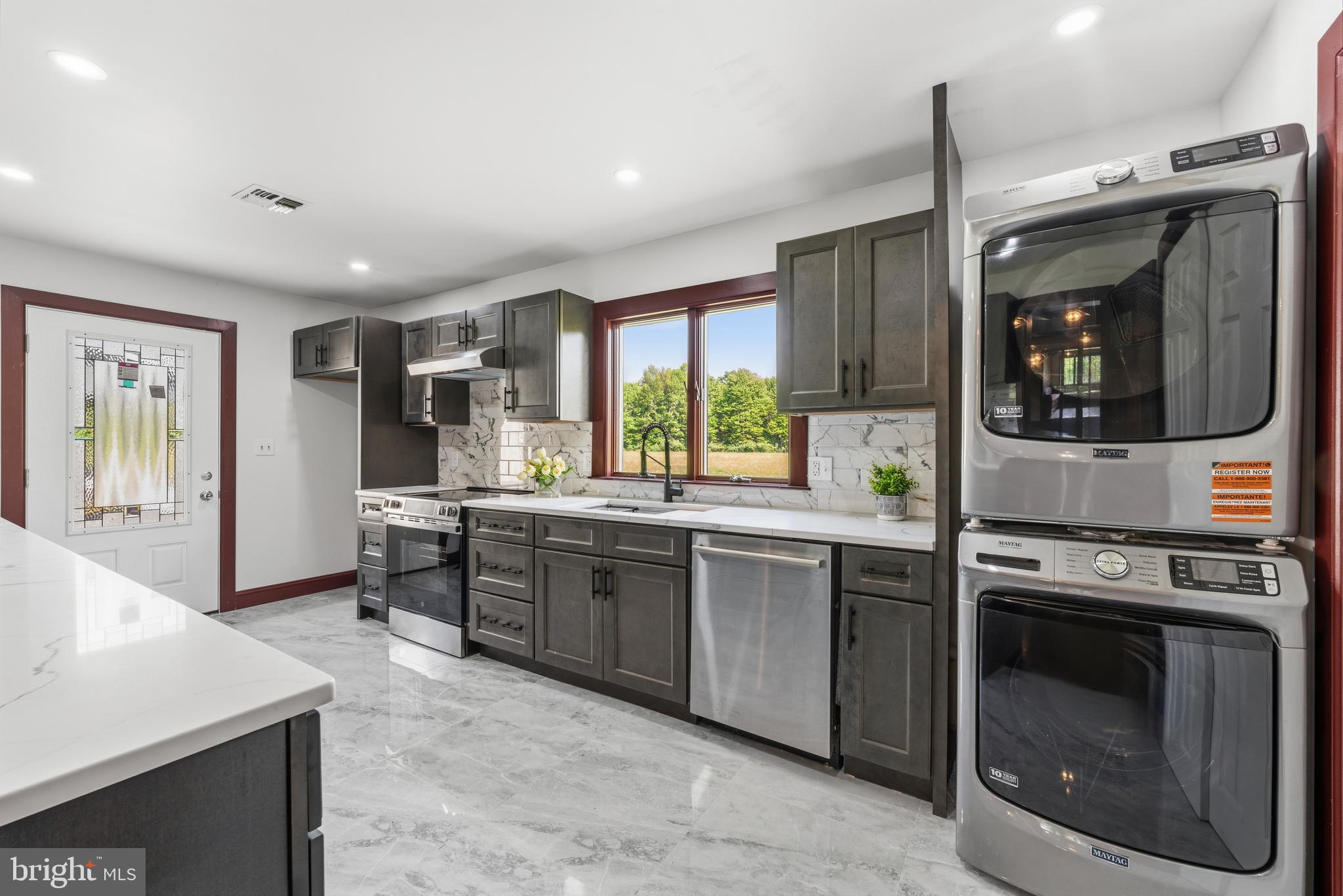 UPPER BLACK EDDY - Residential