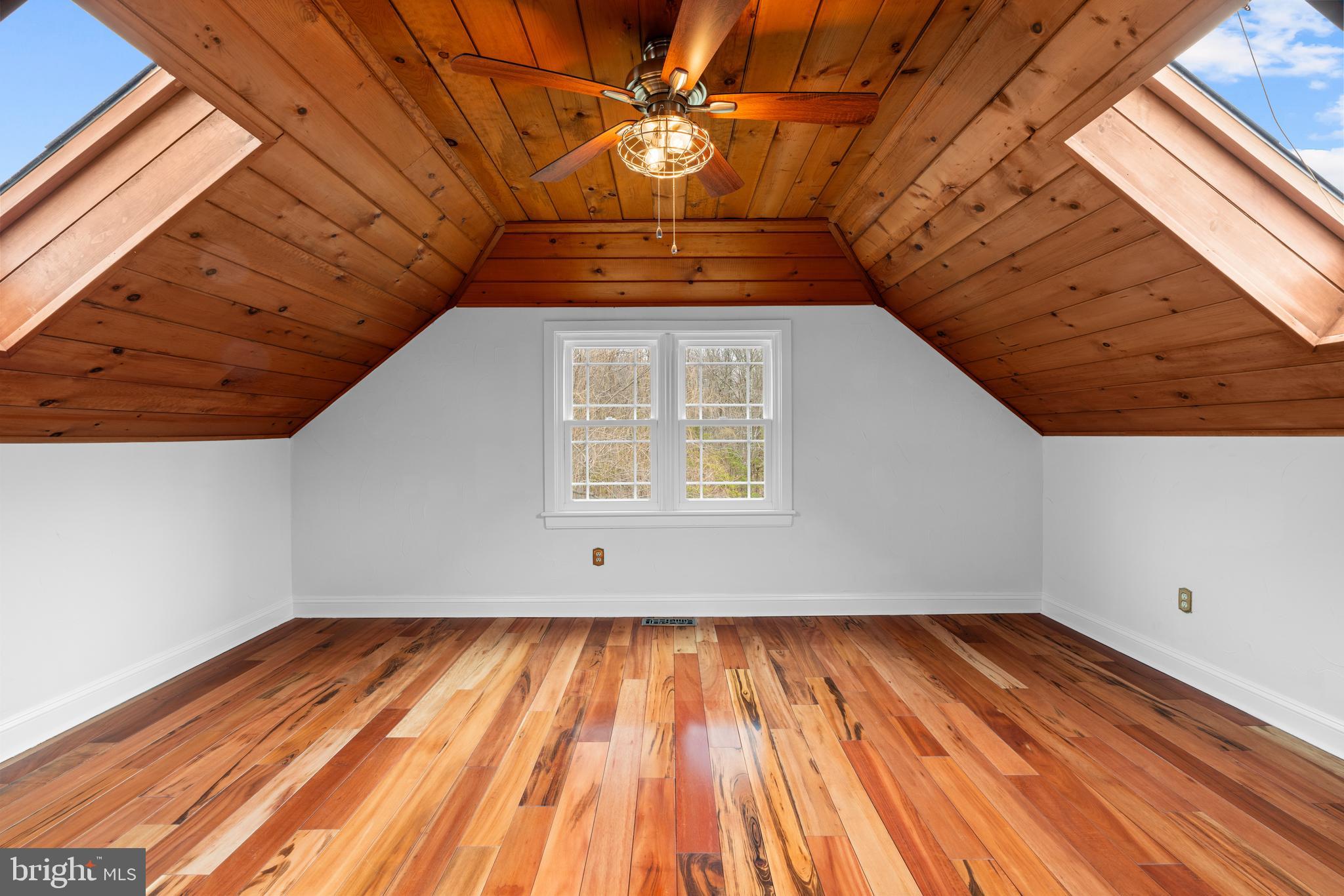 UPPER BLACK EDDY - Residential