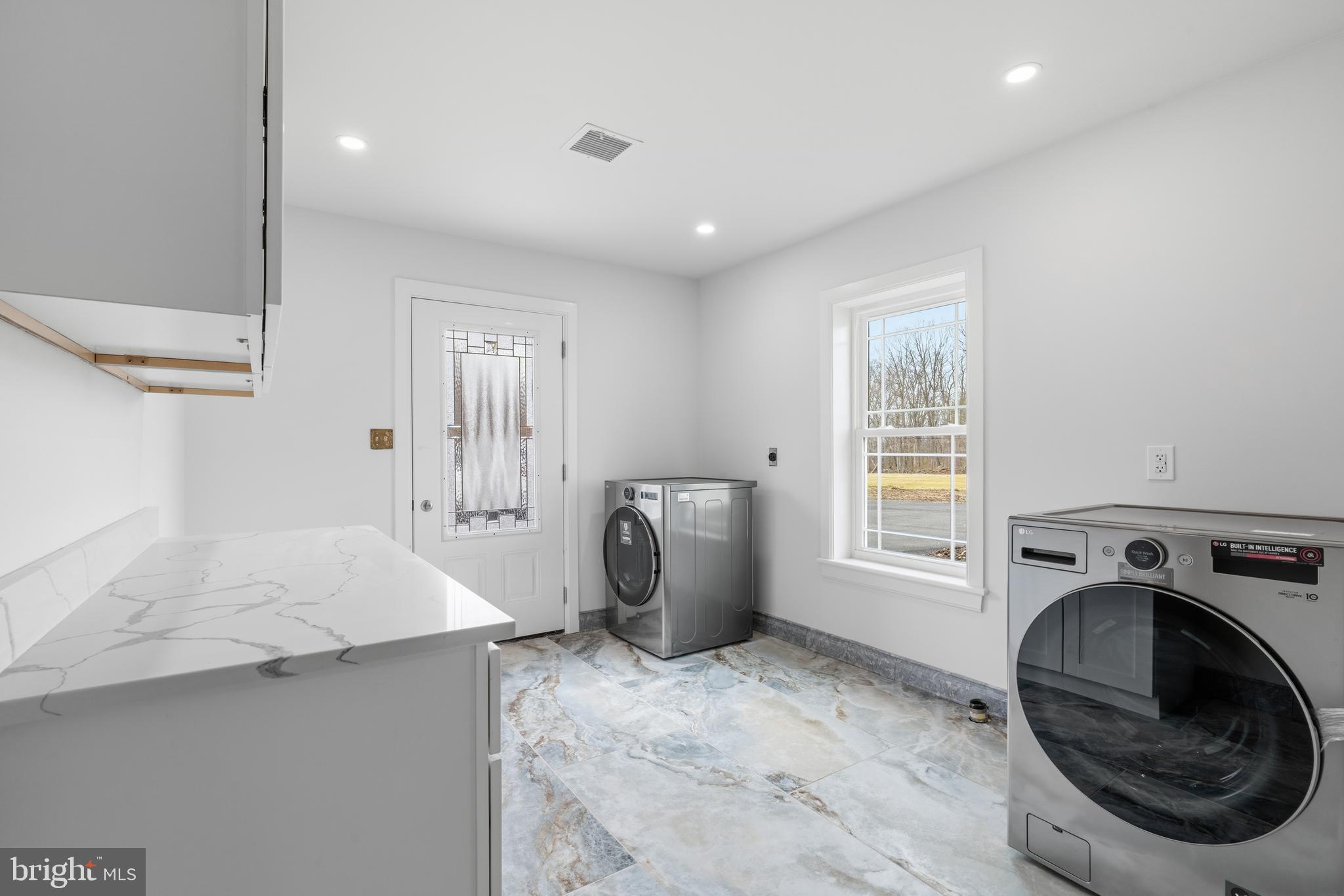 UPPER BLACK EDDY - Residential