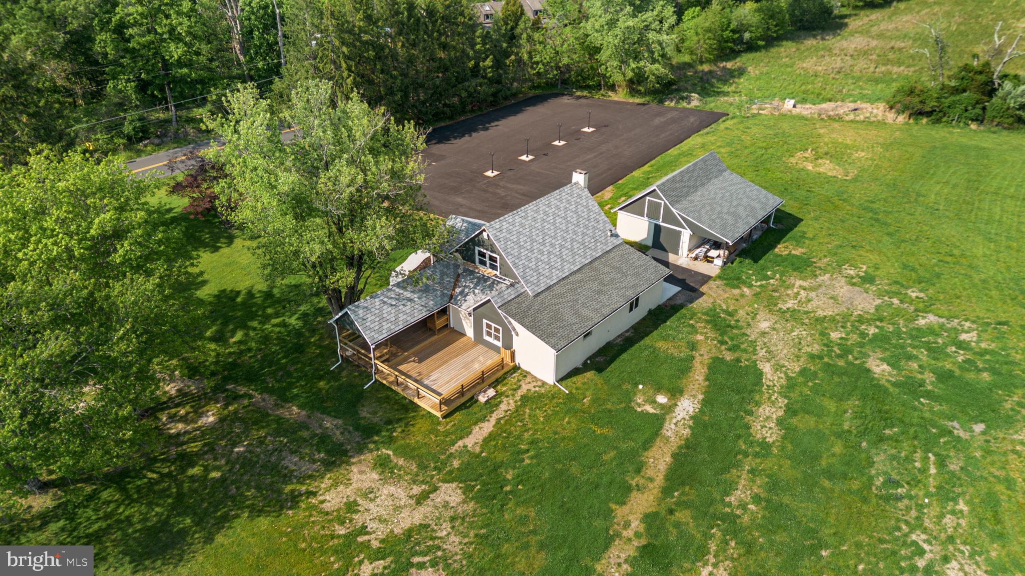 UPPER BLACK EDDY - Residential
