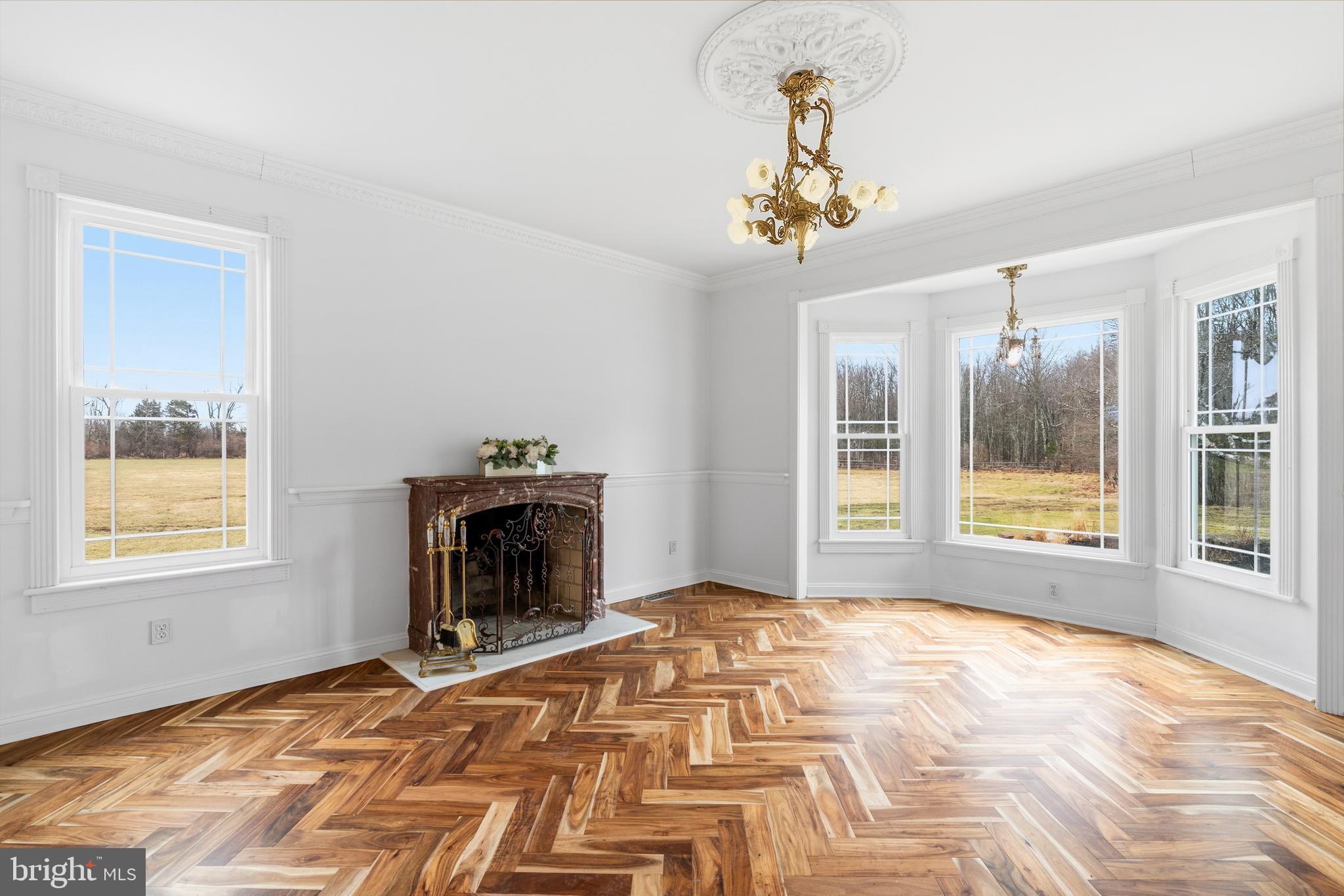 UPPER BLACK EDDY - Residential