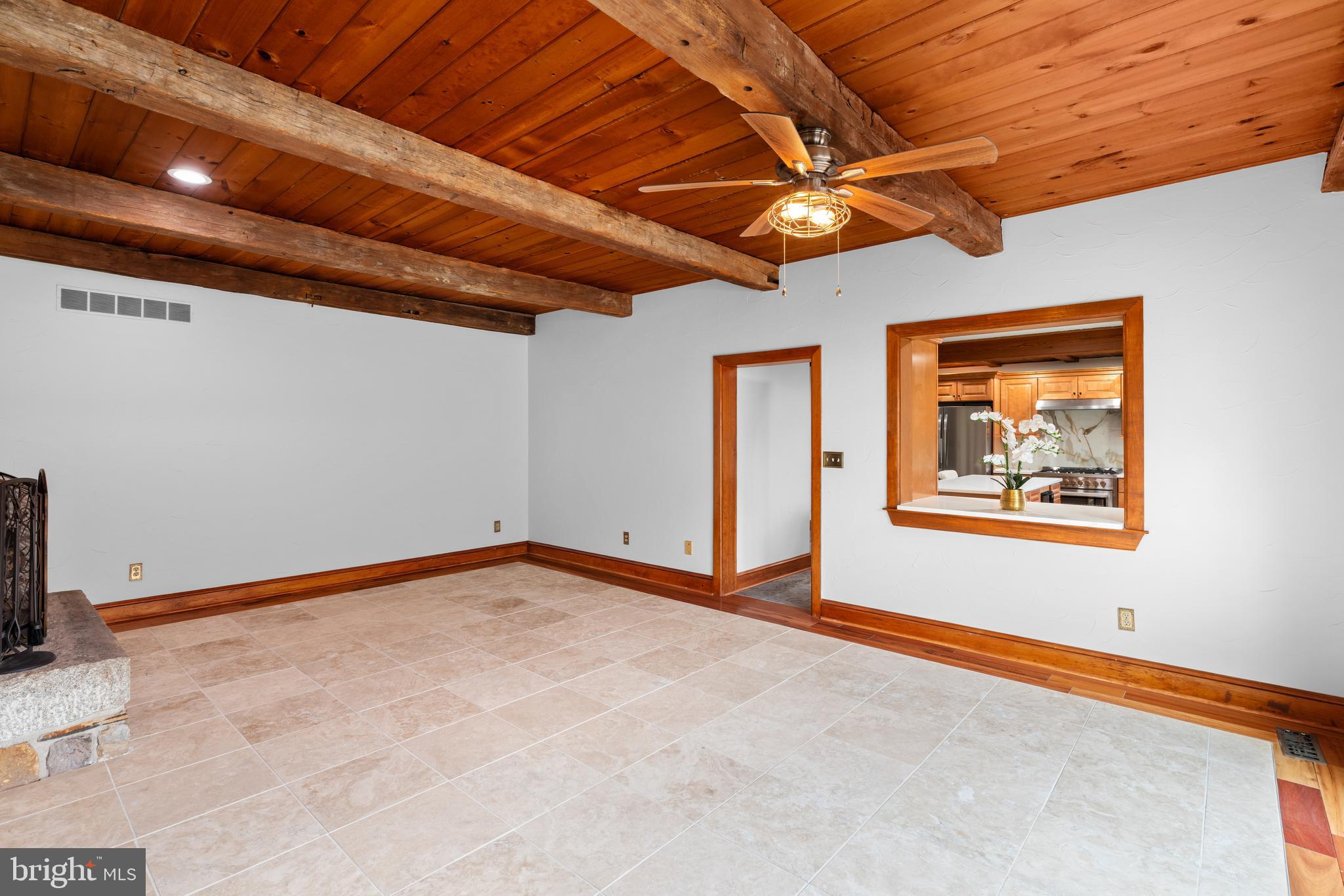 UPPER BLACK EDDY - Residential