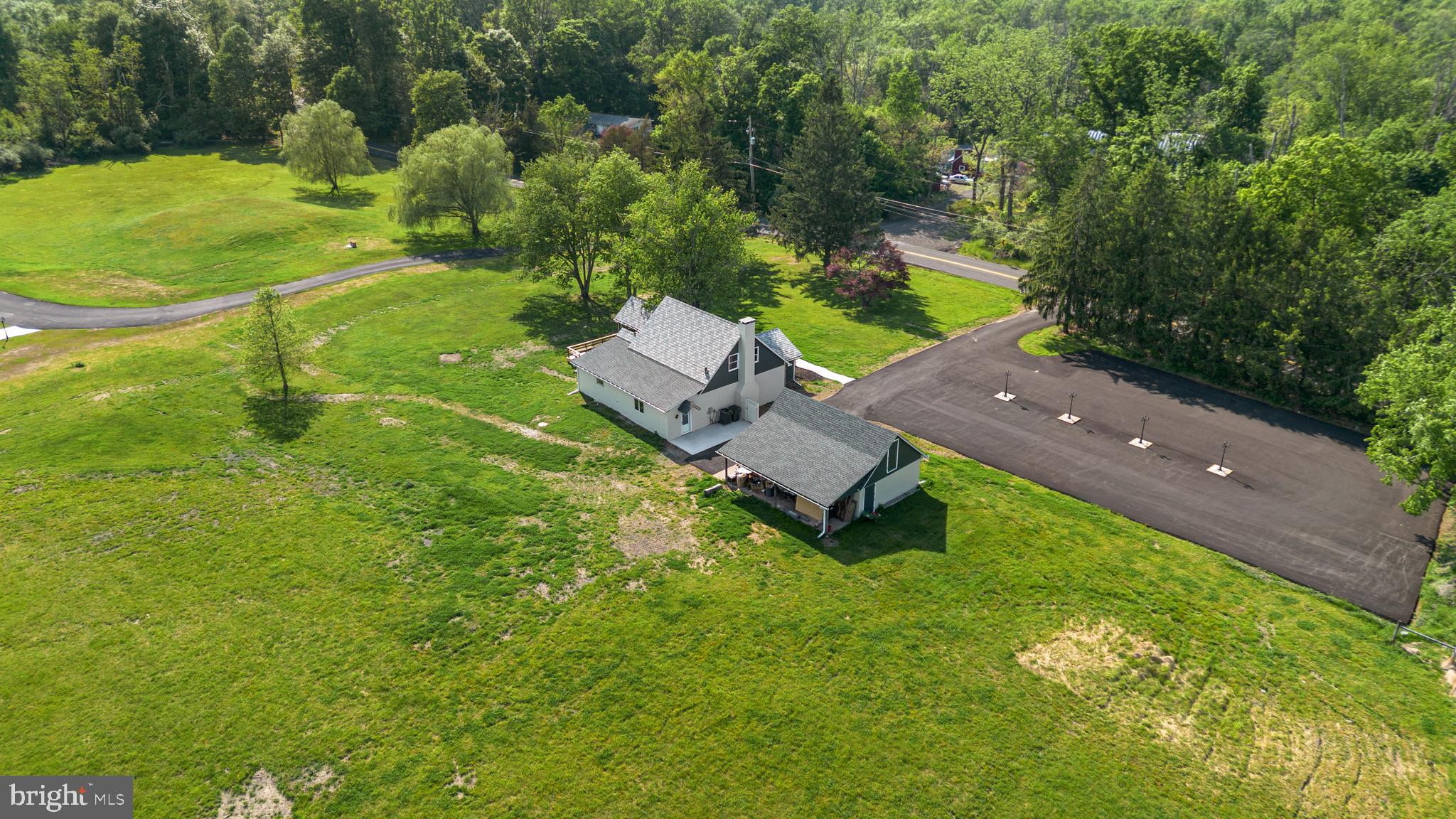 UPPER BLACK EDDY - Residential