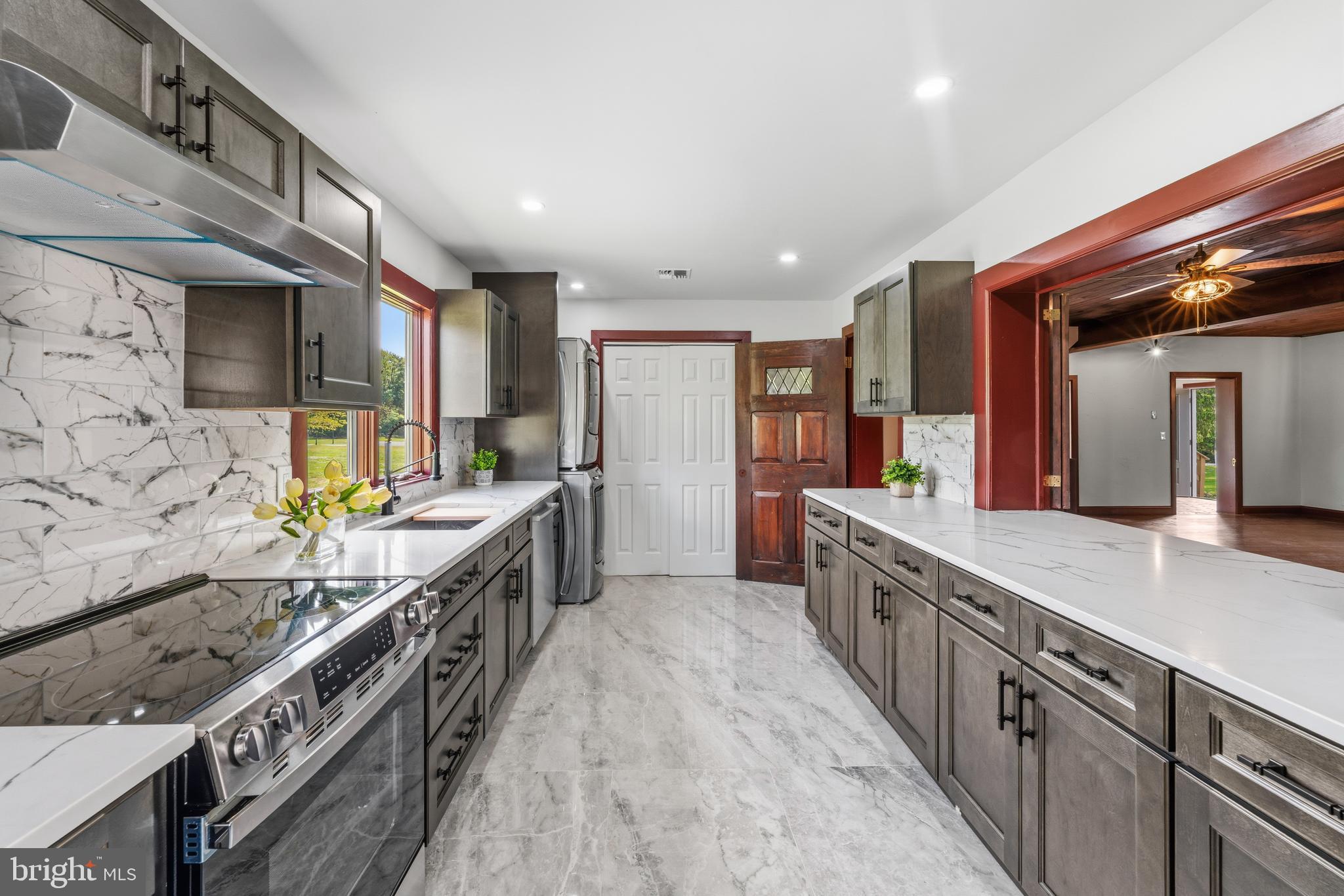 UPPER BLACK EDDY - Residential